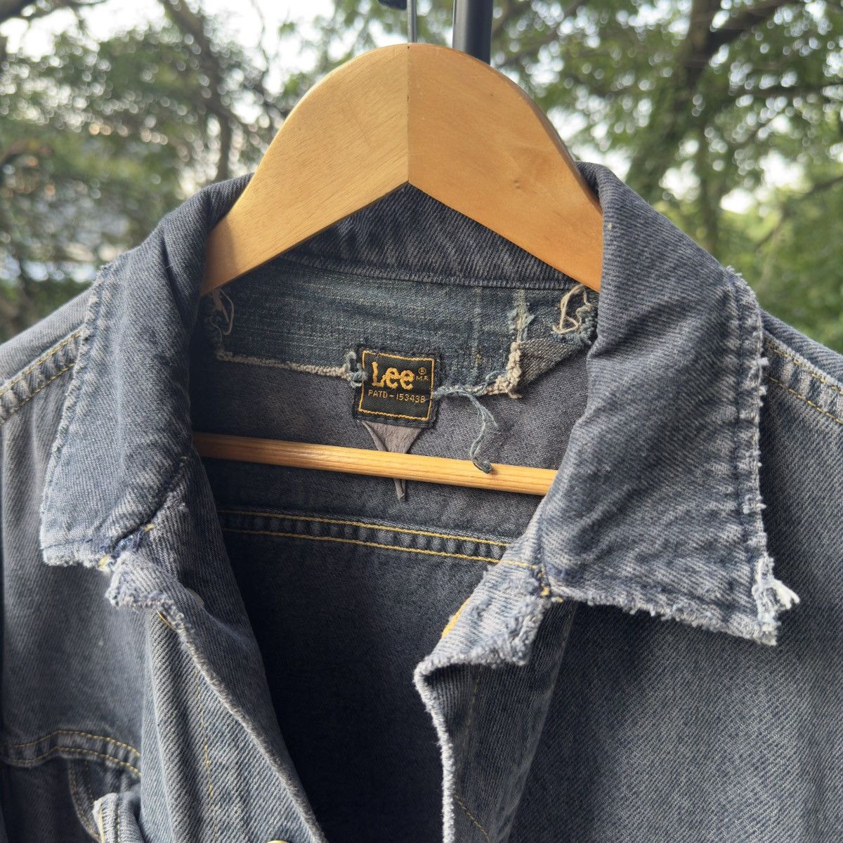 Vintage Thrashed Faded Distressed Black Lee Denim Jacket ERD Grunge Size US L / EU 52-54 / 3 - 9 Thumbnail