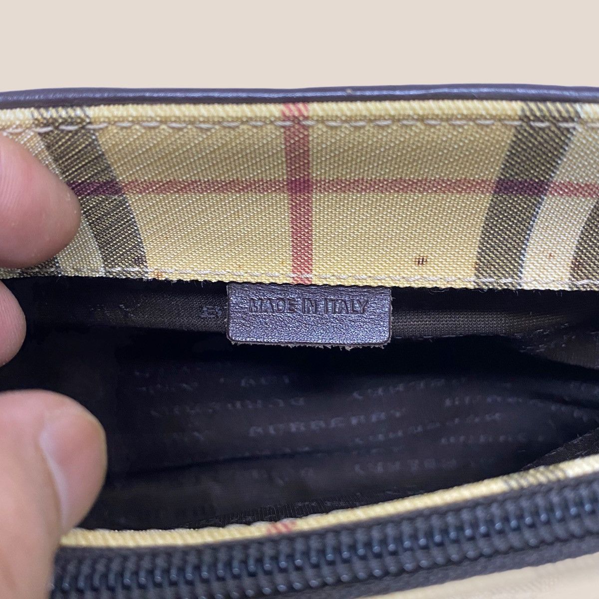 Burberry ‼️LASTDROP‼️ AUTHENTIC BURBERRY NOVA CHECK HANDBAG Size ONE SIZE - 12 Thumbnail