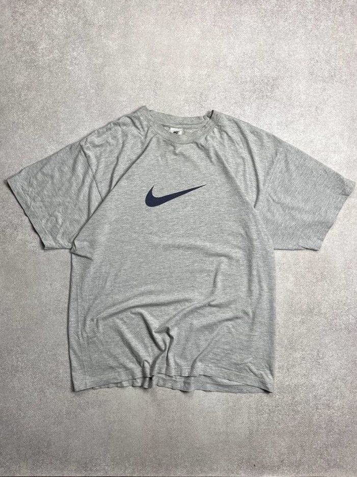 Nike × Vintage Vintage Nike Swoosh Big Logo Boxy T-shirt XL Size US XL / EU 56 / 4 - 1 Thumbnail