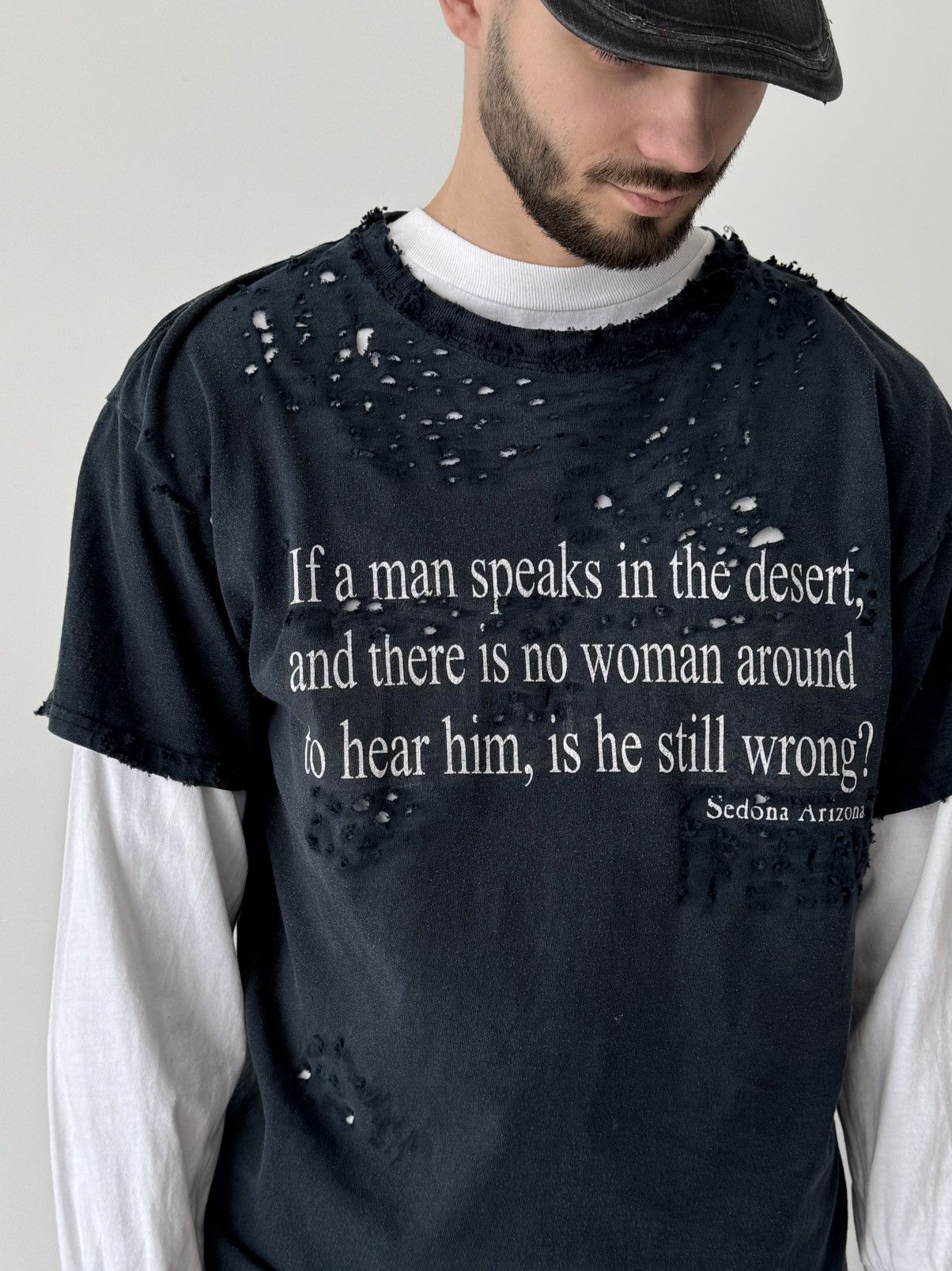 Vintage Vintage 00s Art Thrashed Destroyed USA T-Shirt Size US L / EU 52-54 / 3 - 1 Thumbnail