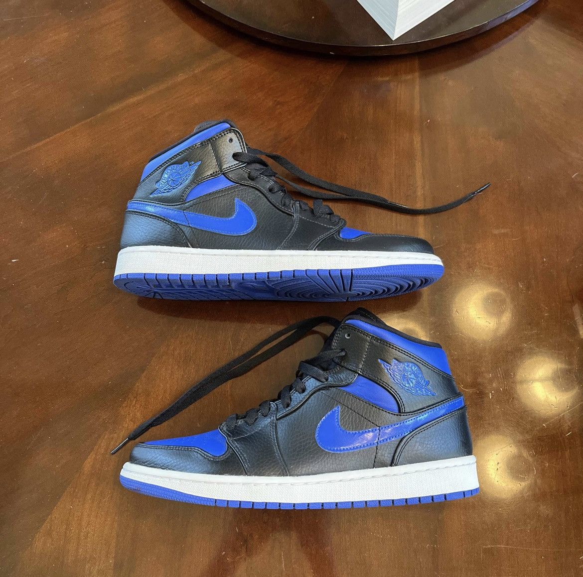 Jordan Brand × Nike Nike Air Jordan 1 Mid “Black Hyper Royal” Size US 9.5 / EU 42-43 - 1 Thumbnail