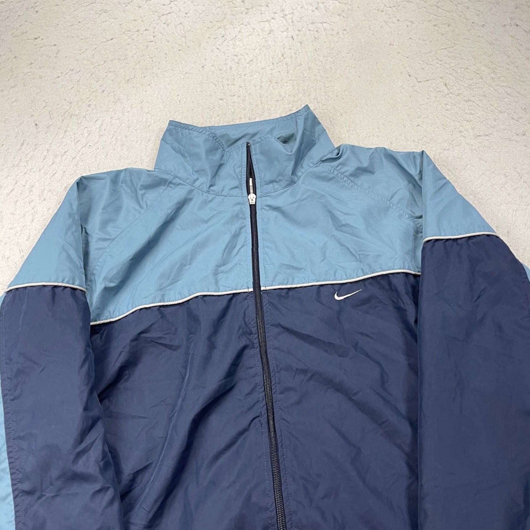 Nike VINTAGE Nike Jacket Mens 2XL Blue Windbreaker Zip Swoosh 90s Retro Sports Geometric Lined Size US XXL / EU 58 / 5 - 3 Thumbnail