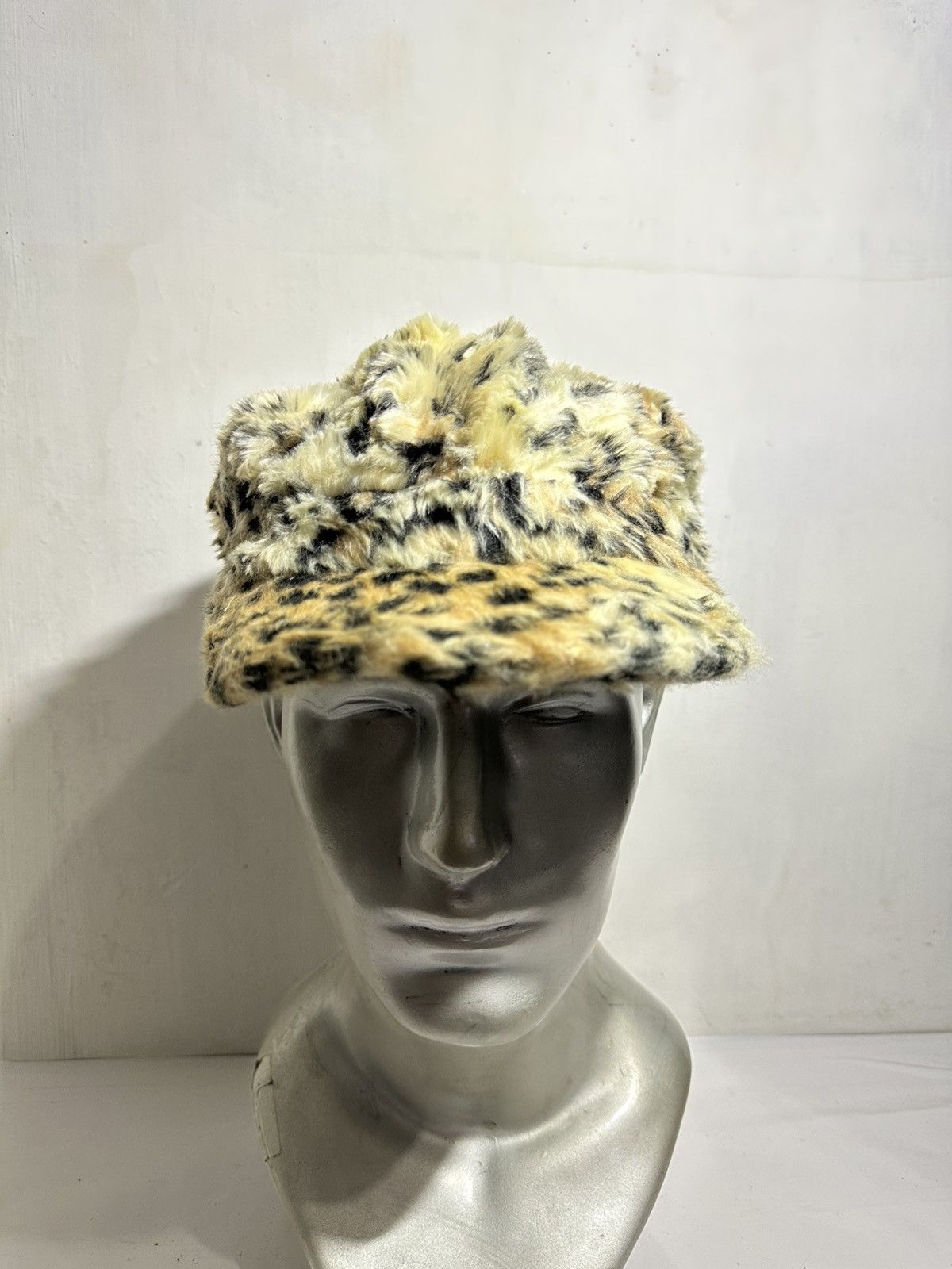 Handmade Unknown Japanese Leopard Hats Size ONE SIZE - 3 Thumbnail