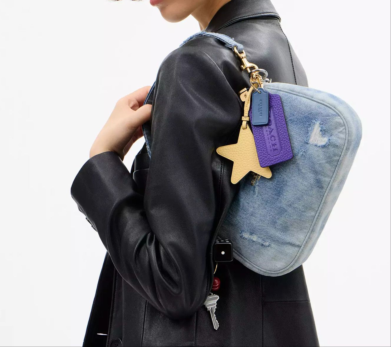 Coach Teri Shoulder Bag In Loved Denim With Charms CDY76 Size ONE SIZE - 9 Thumbnail