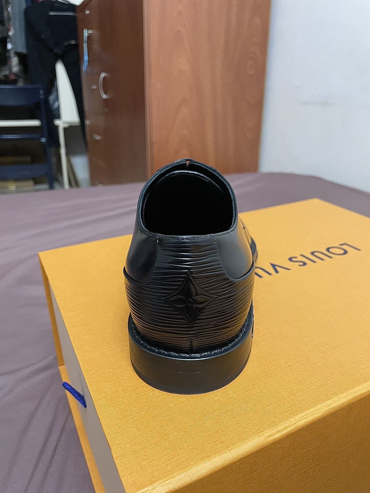 Louis Vuitton Louis Vuitton Kensington black derby shoes Size US 7 / EU 40 - 3 Thumbnail