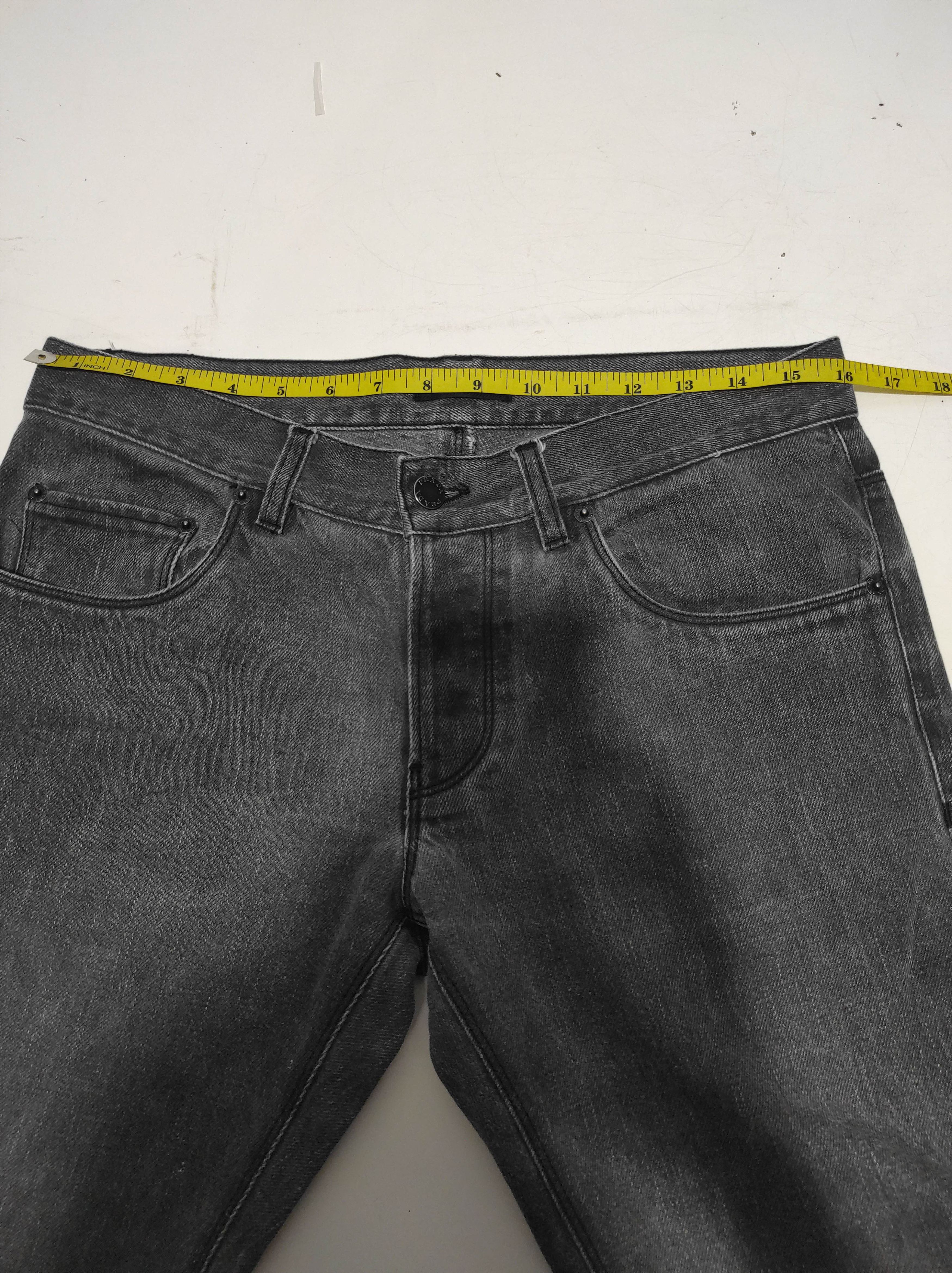 Prada Prada Logo Black Denim Tapered Fit Jeans size 30 Size US 30 / EU 46 - 14 Thumbnail