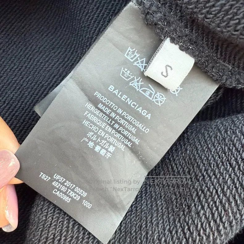 Balenciaga Balenciaga Hood with logo sweatshirt Size US S / EU 44-46 / 1 - 5 Thumbnail