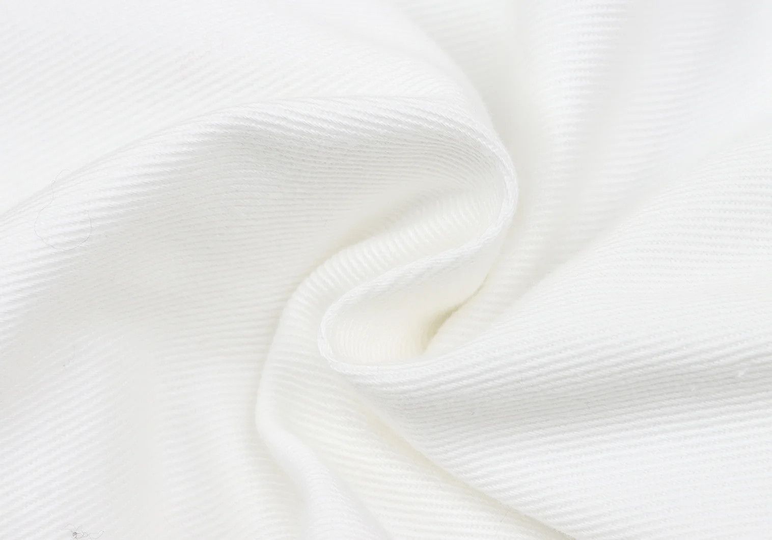 Issey Miyake Cotton Two-Tuck Pants in Off White, Size XL Size US 38 / EU 54 - 16 Thumbnail