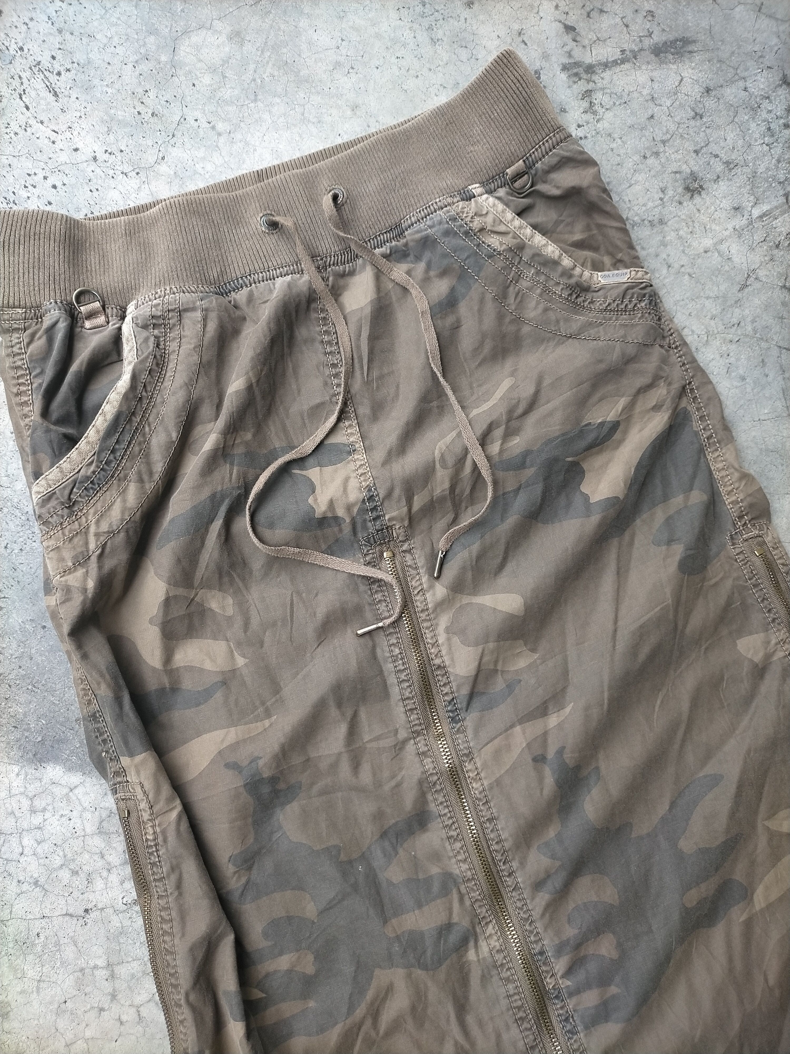 GOA Vintage Goa Multi Zipper Camo Skirts Size 31" - 2 Thumbnail