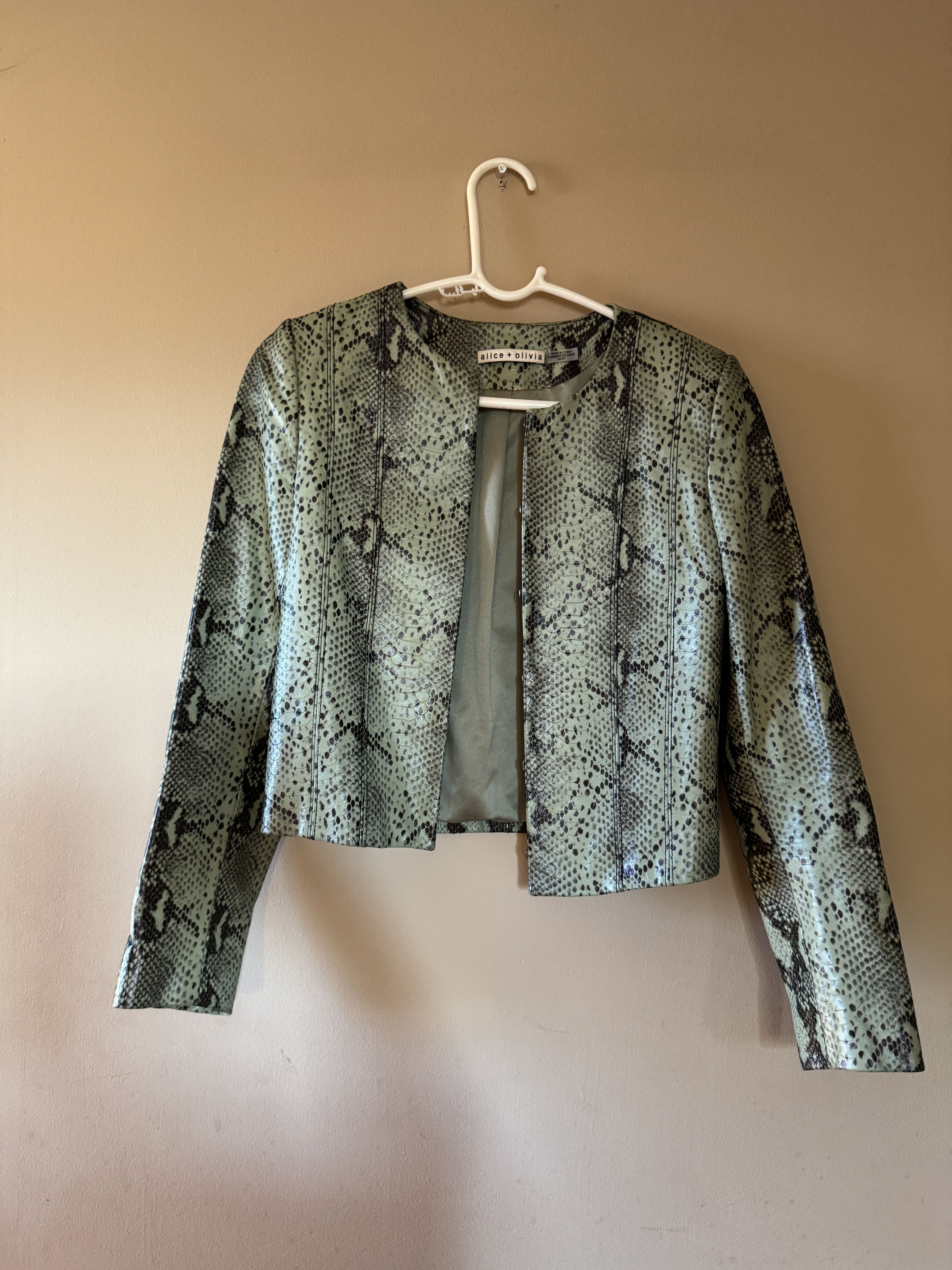 Alice + Olivia Snake Print Leather Jacket Size XS / US 0-2 / IT 36-38 - 2 Thumbnail