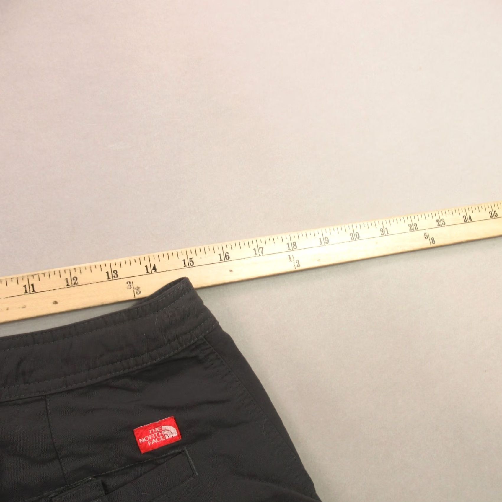 The North Face The North Face Pants Womens 8 Straight Leg Long Casual Lightweight Capri Gray Size 30" / US 8 / IT 44 - 7 Thumbnail