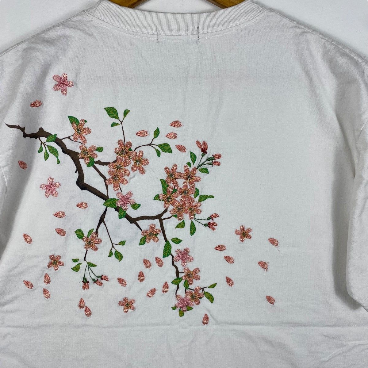 Japanese Brand Japanese Oriental GO-COOL Embroidery Sakura & Gold Fish Tee Size US L / EU 52-54 / 3 - 2 Thumbnail