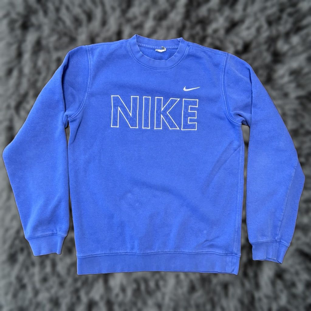 Nike VINTAGE Nike Sweatshirt Mens M Blue Crewneck Embroidered Logo S y2k Size US M / EU 48-50 / 2 - 1 Thumbnail