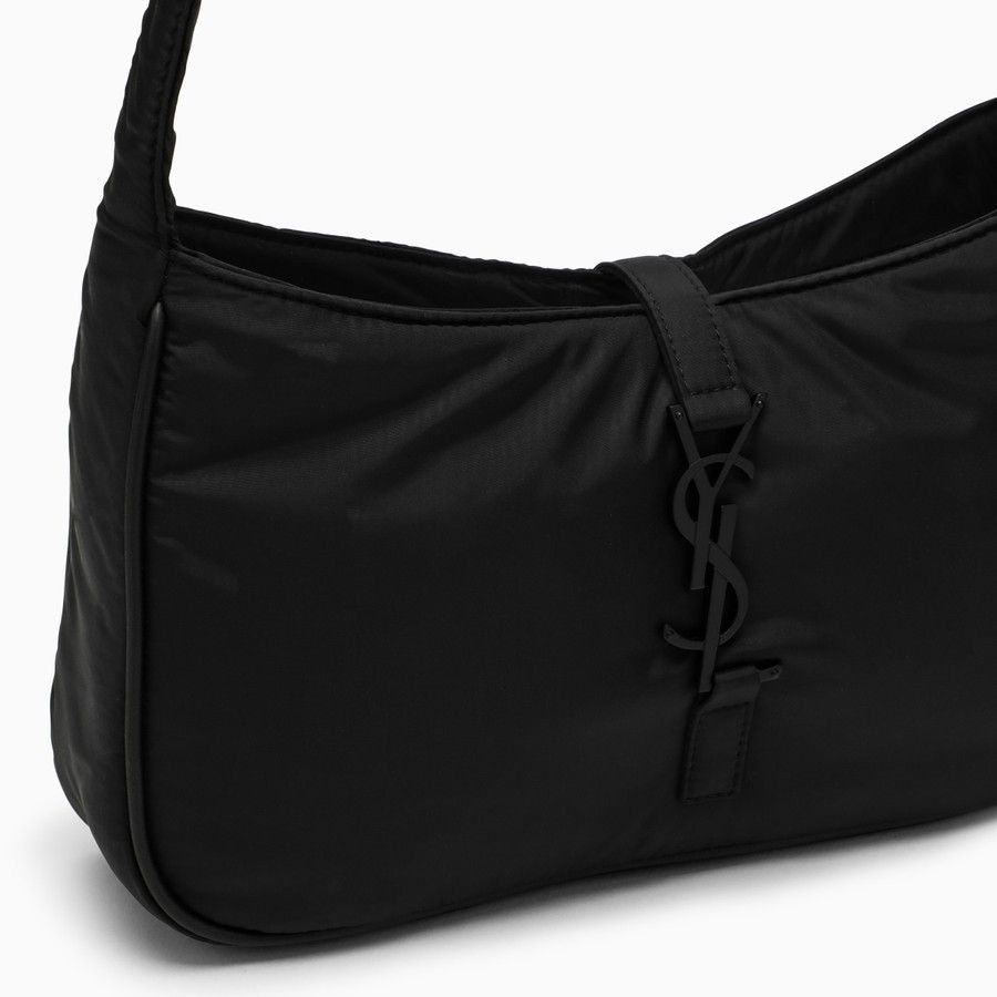 Saint Laurent Paris o1s1wg111124 Dup / Size: OS / Le 5 A 7 Shoulder Bag in Black Size ONE SIZE - 7 Thumbnail