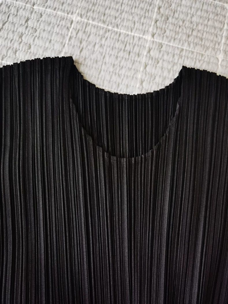 Issey Miyake Issey Miyake black dress Size L / US 10 / IT 46 - 2 Thumbnail