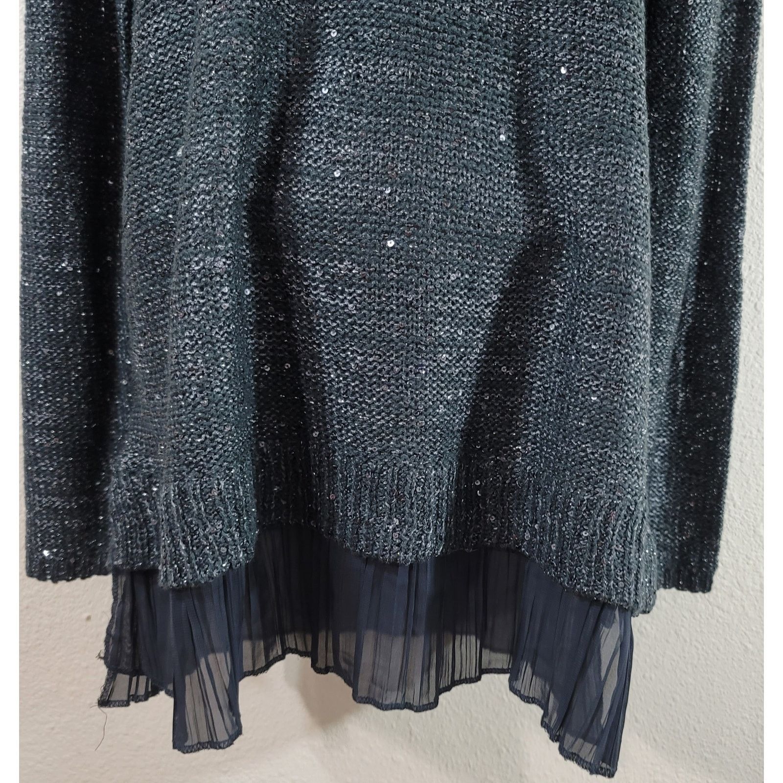 Other Jaclyn Smith Charcoal Sequin Layered Hem Sweater Large NWT Size L / US 10 / IT 46 - 6 Thumbnail