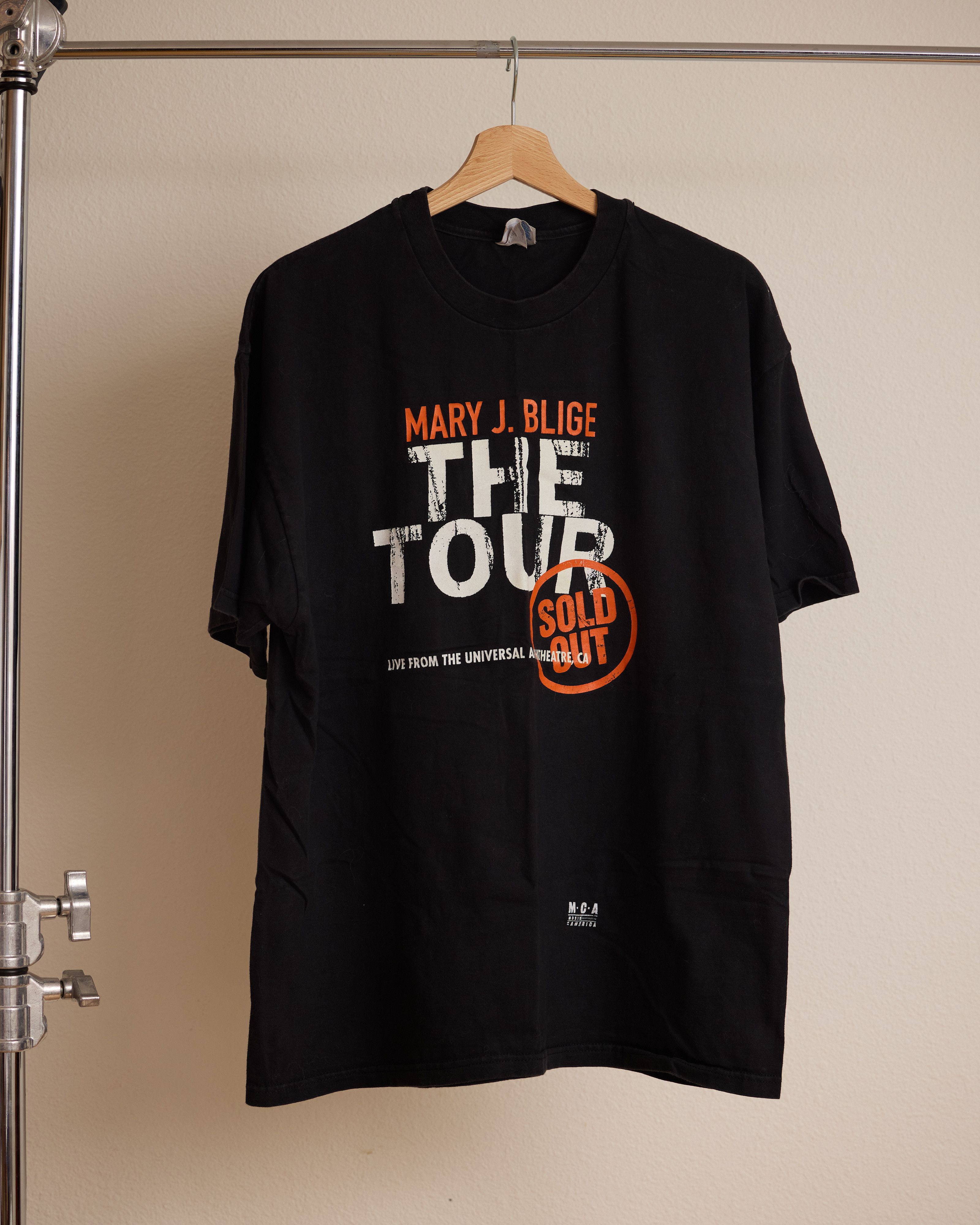 Vintage Vintage 2000's Mary J Blige Tour T-Shirt Size US XL / EU 56 / 4 - 1 Thumbnail