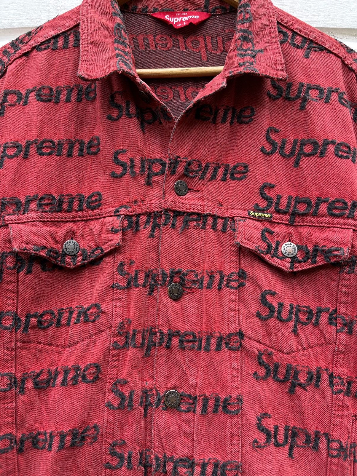 Supreme SUPREME FRAYED LOGOS DENIM JACKET SS21 Size US L / EU 52-54 / 3 - 14 Thumbnail