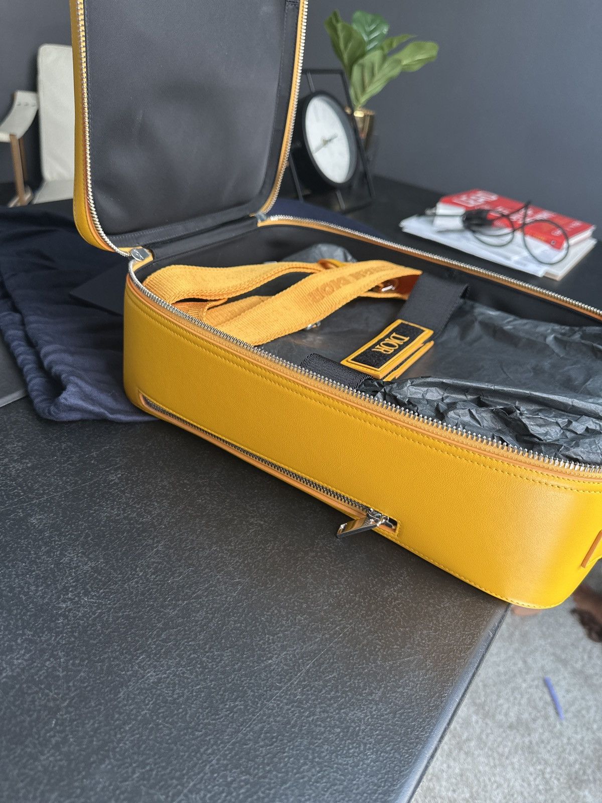 Dior *Final Price Drop* DIOR MEN Oblique Travel Bag Size ONE SIZE - 7 Thumbnail