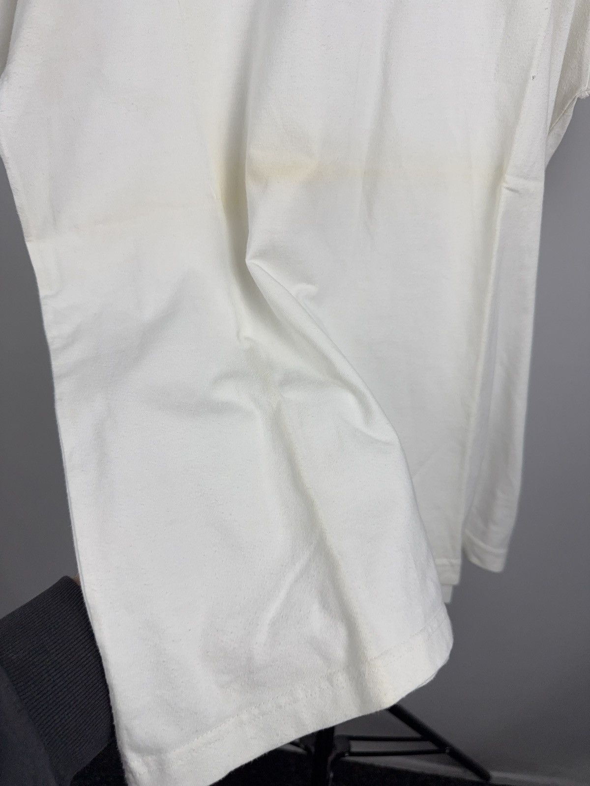 Nike Vintage 90s Retro Nike Big Logo Swoosh T-Shirt White 90s Size US L / EU 52-54 / 3 - 8 Thumbnail