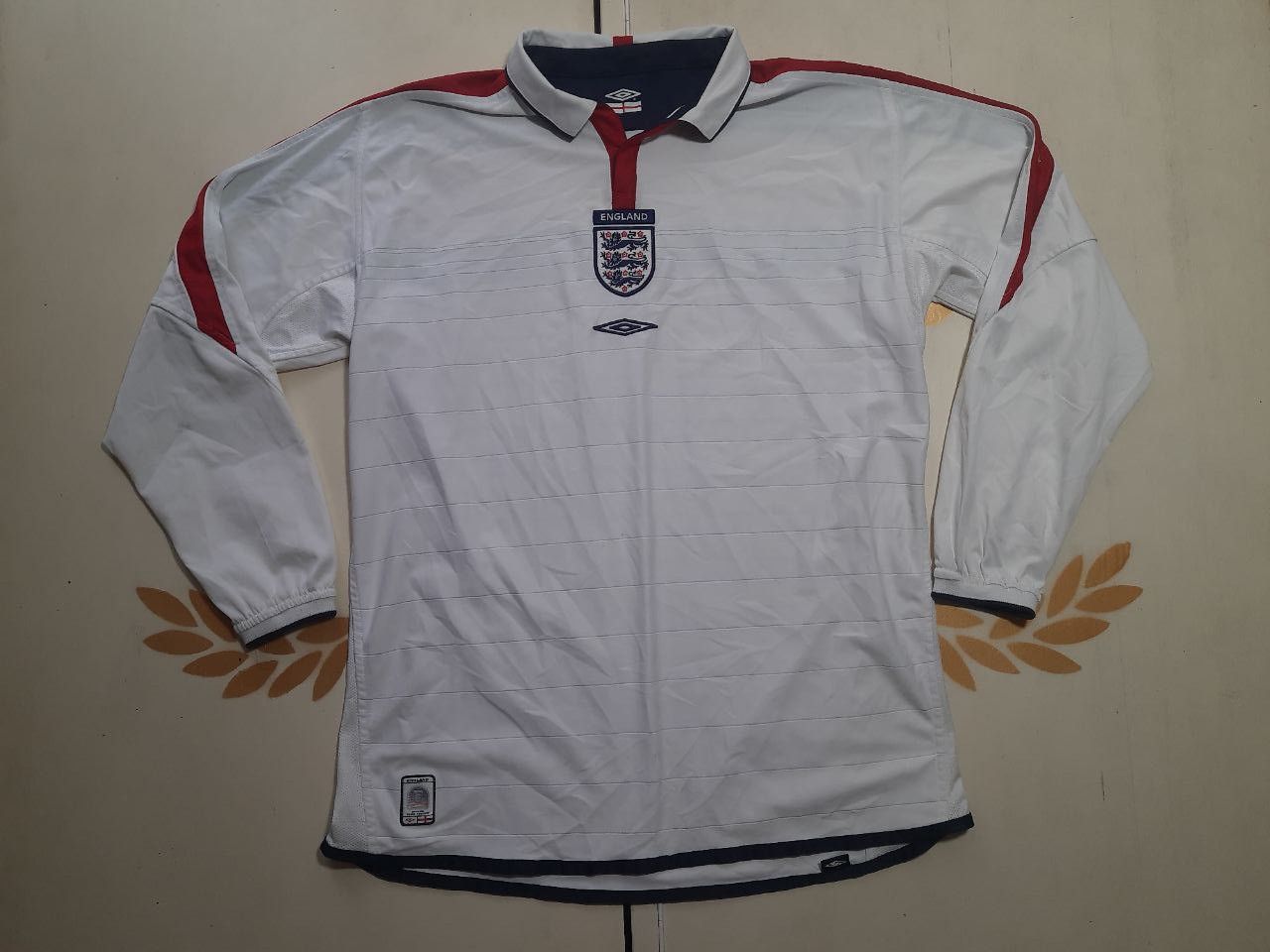 Umbro Umbro England Home Reversible Long Sleeve Jersey 2003-2005 Size US L / EU 52-54 / 3 - 12 Thumbnail