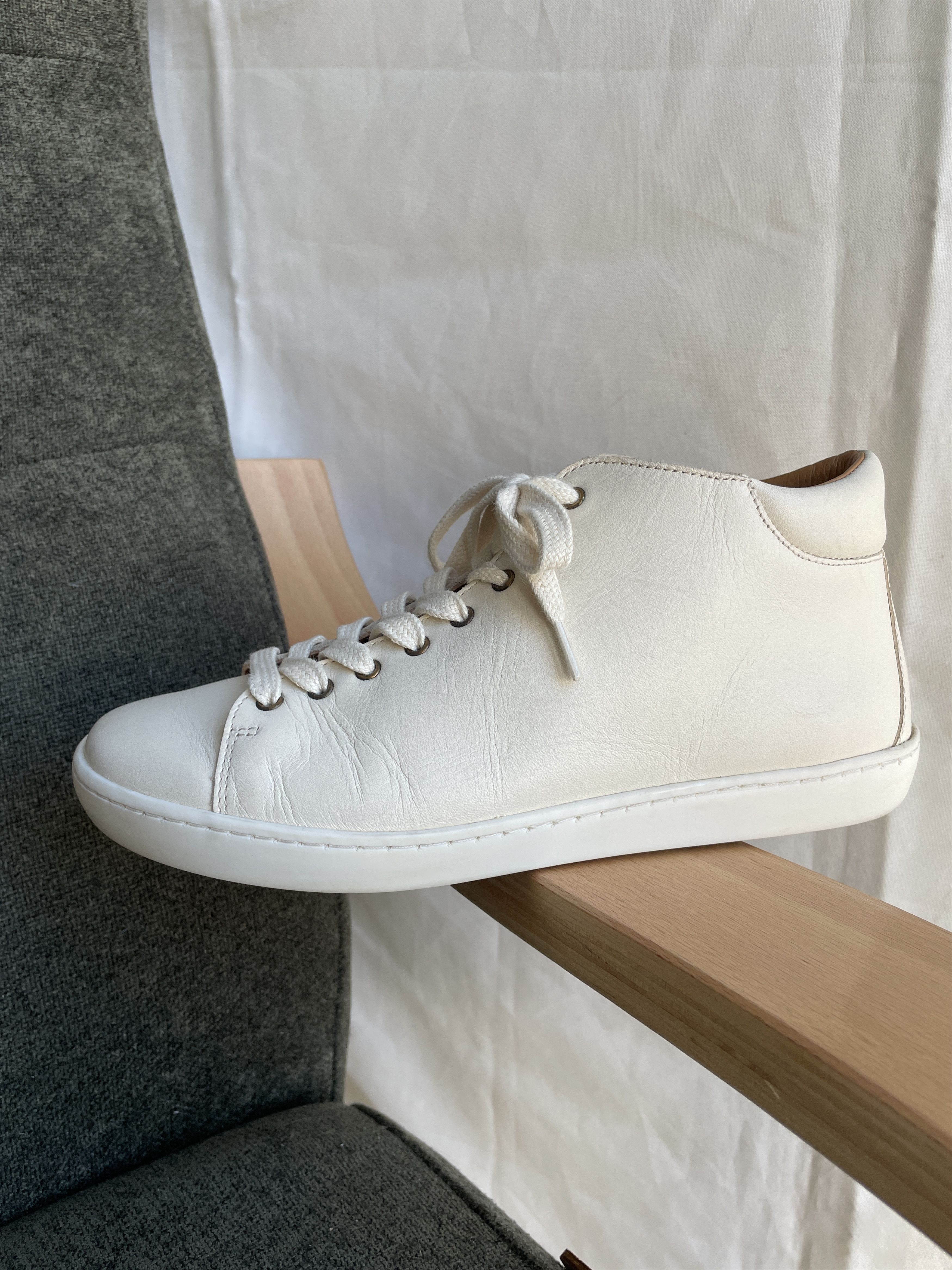 Sezane Sezane Ecru Simon Hi-Top Leather Womens Sneakers Size US 6.5 / IT 36.5 - 2 Thumbnail
