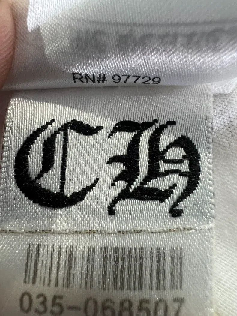 Other CHROME HEARTS Size L White long sleeves Size US L / EU 52-54 / 3 - 6 Thumbnail