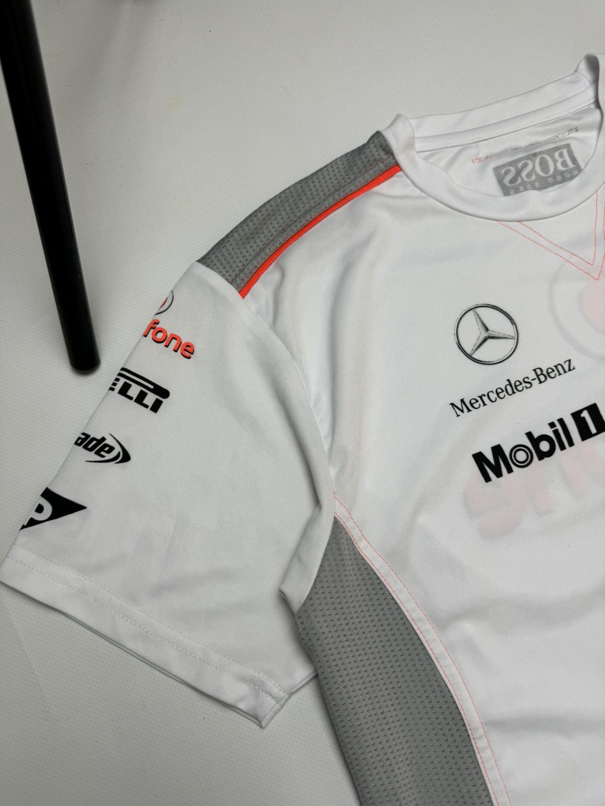 Hugo Boss × Mercedes-Benz Rare Mercedes Benz Hugo boss racing thsirt y2 k Size US M / EU 48-50 / 2 - 4 Thumbnail