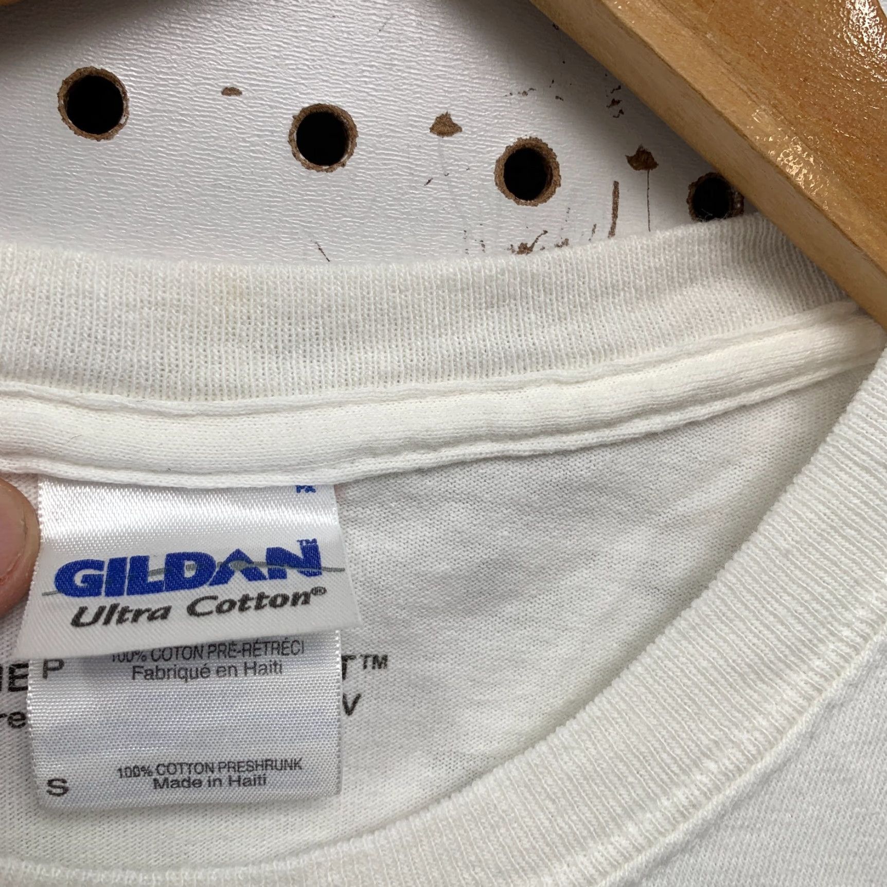 Gildan VINTAGE The Price Is Right Shirt Mens Small White T-Shirt 18x28 TV Game Crew Neck Short Sleeve Mens S White 90s Size US S / EU 44-46 / 1 - 6 Thumbnail