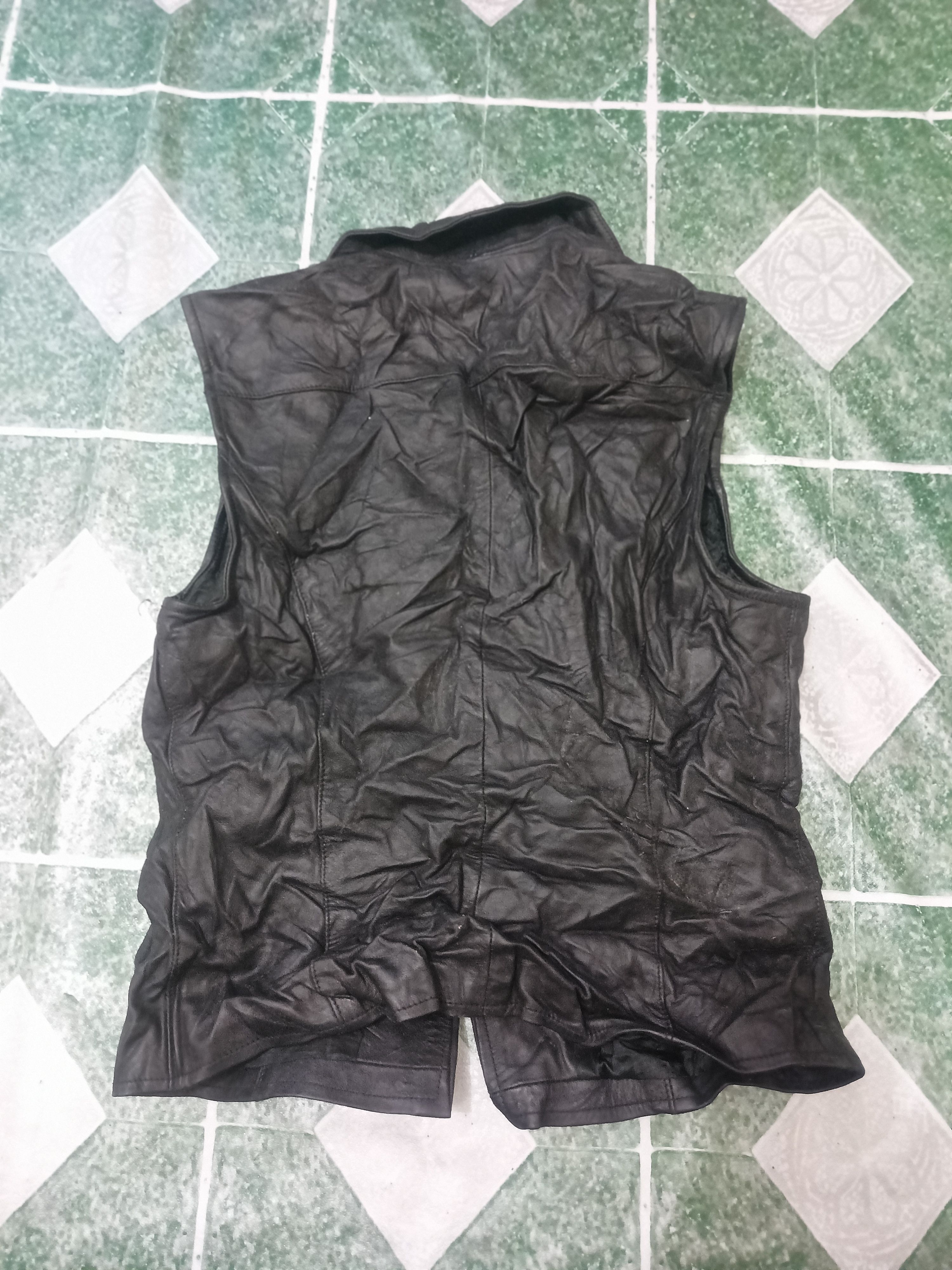 United Colors Of Benetton UCB Genuine Leather Jacket Sleeveless Tank top Size S / US 4 / IT 40 - 6 Thumbnail