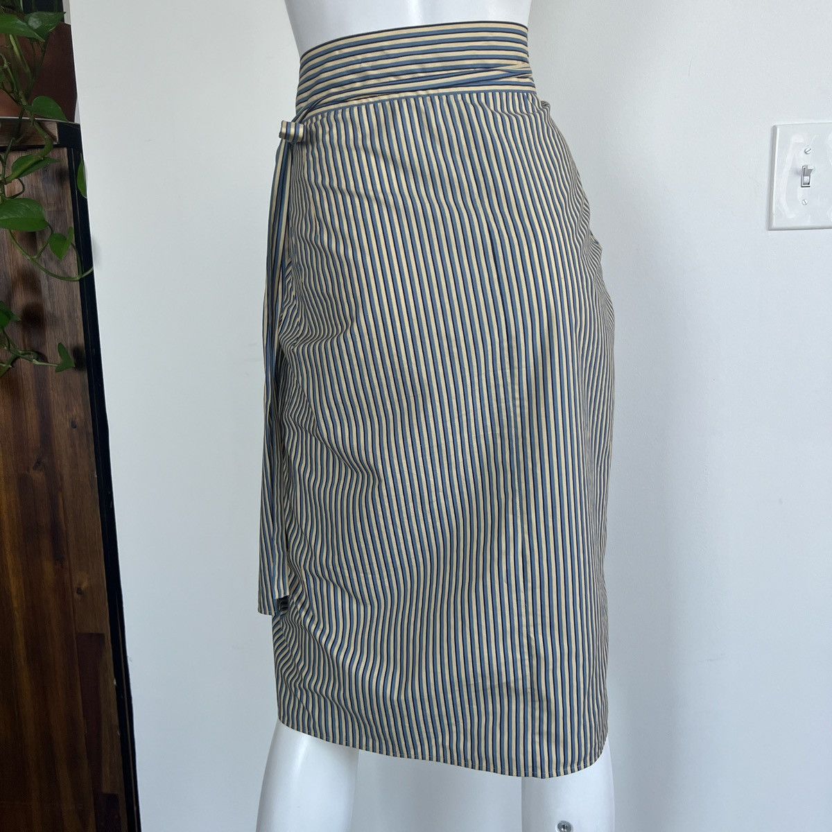 Other Skirt Size 30" / US 8 / IT 44 - 4 Thumbnail