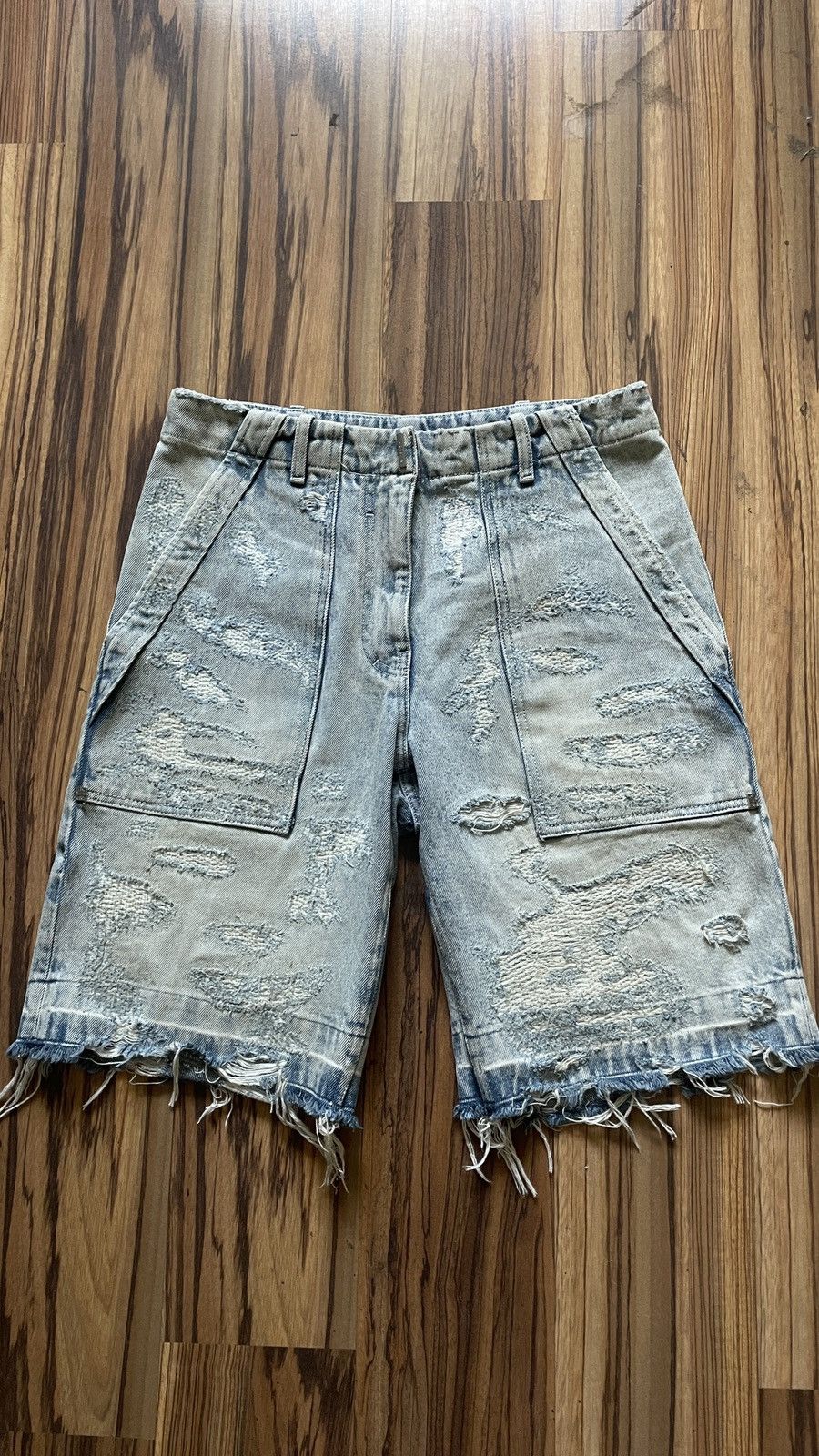 Givency Men's Distress hot Denim Shorts