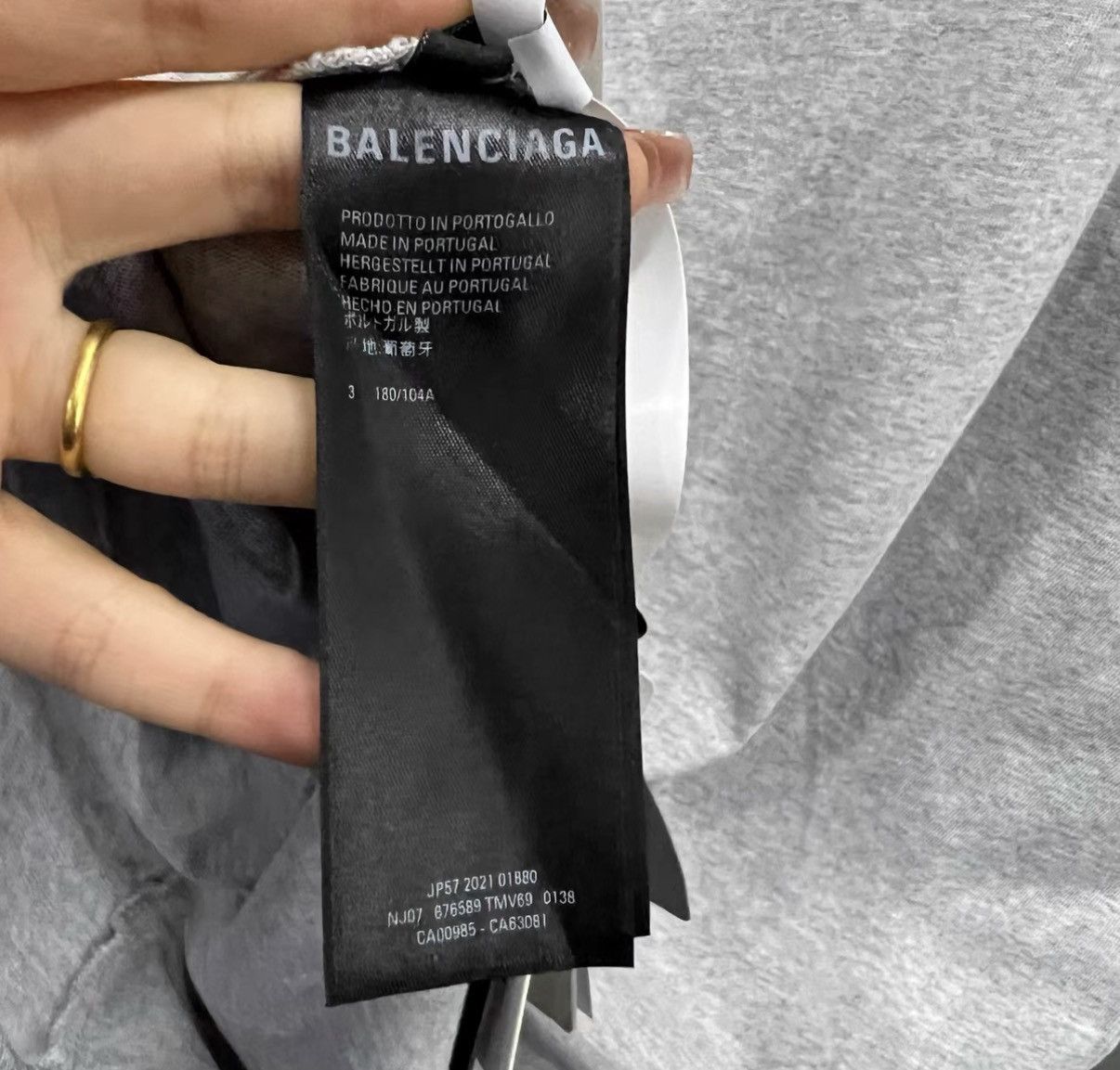 Balenciaga Balenciaga City Series Grey Printed Short Sleeve T-shirt J41 Size US L / EU 52-54 / 3 - 3 Thumbnail