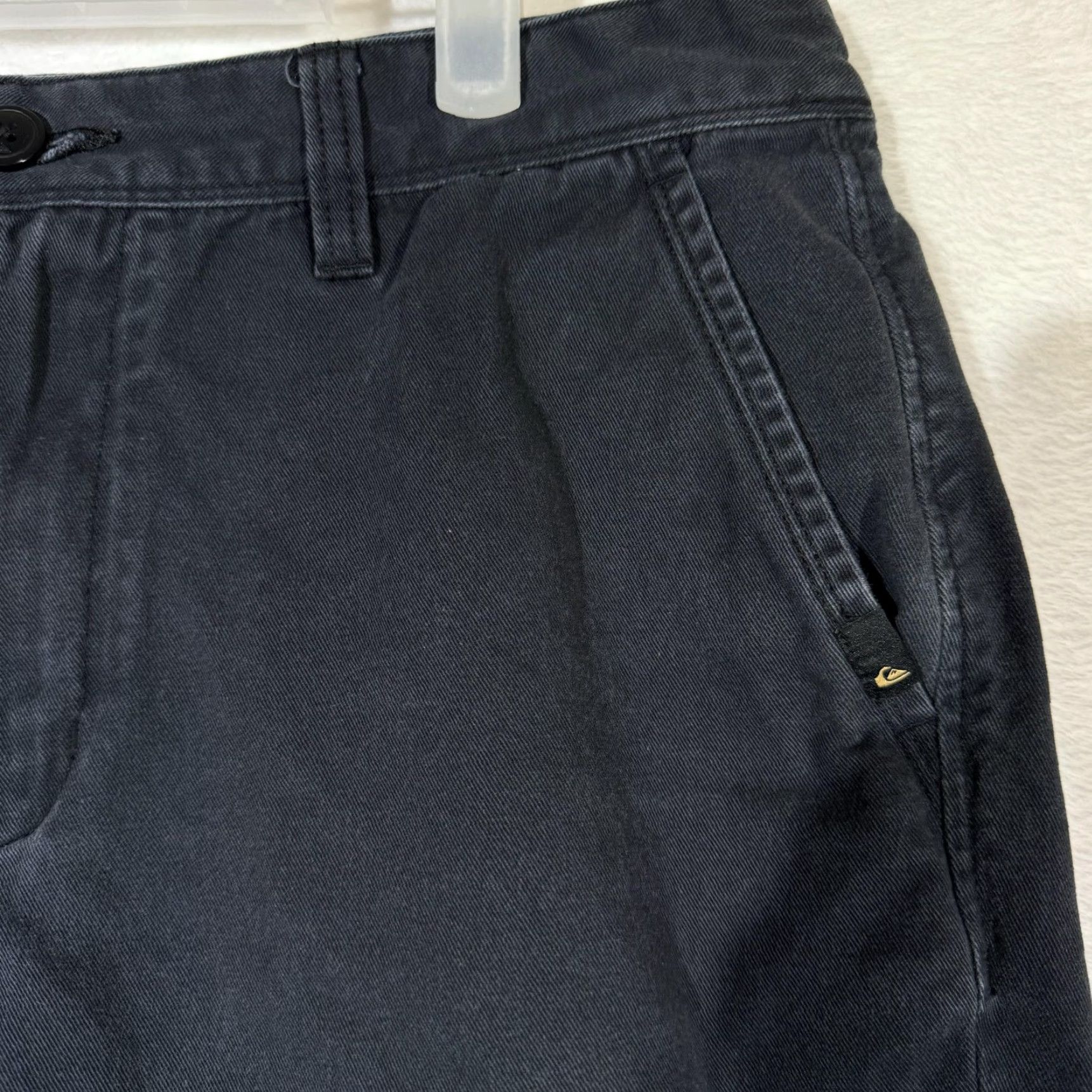 Quiksilver Quiksilver Shorts Mens 33 Black Straight Fit Chino Summer Casual Cotton Pockets Casual Mens 33 Black Size US 33 - 4 Thumbnail