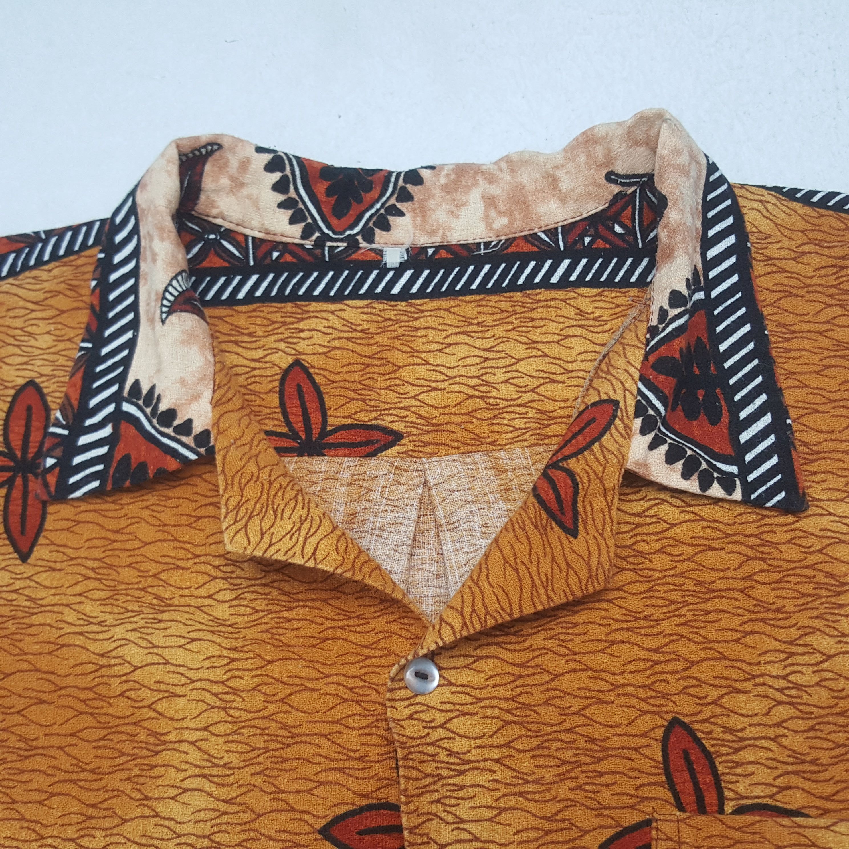 Vintage Vintage Hawaii Oversize Style Button Up Shirt Size US M / EU 48-50 / 2 - 4 Thumbnail
