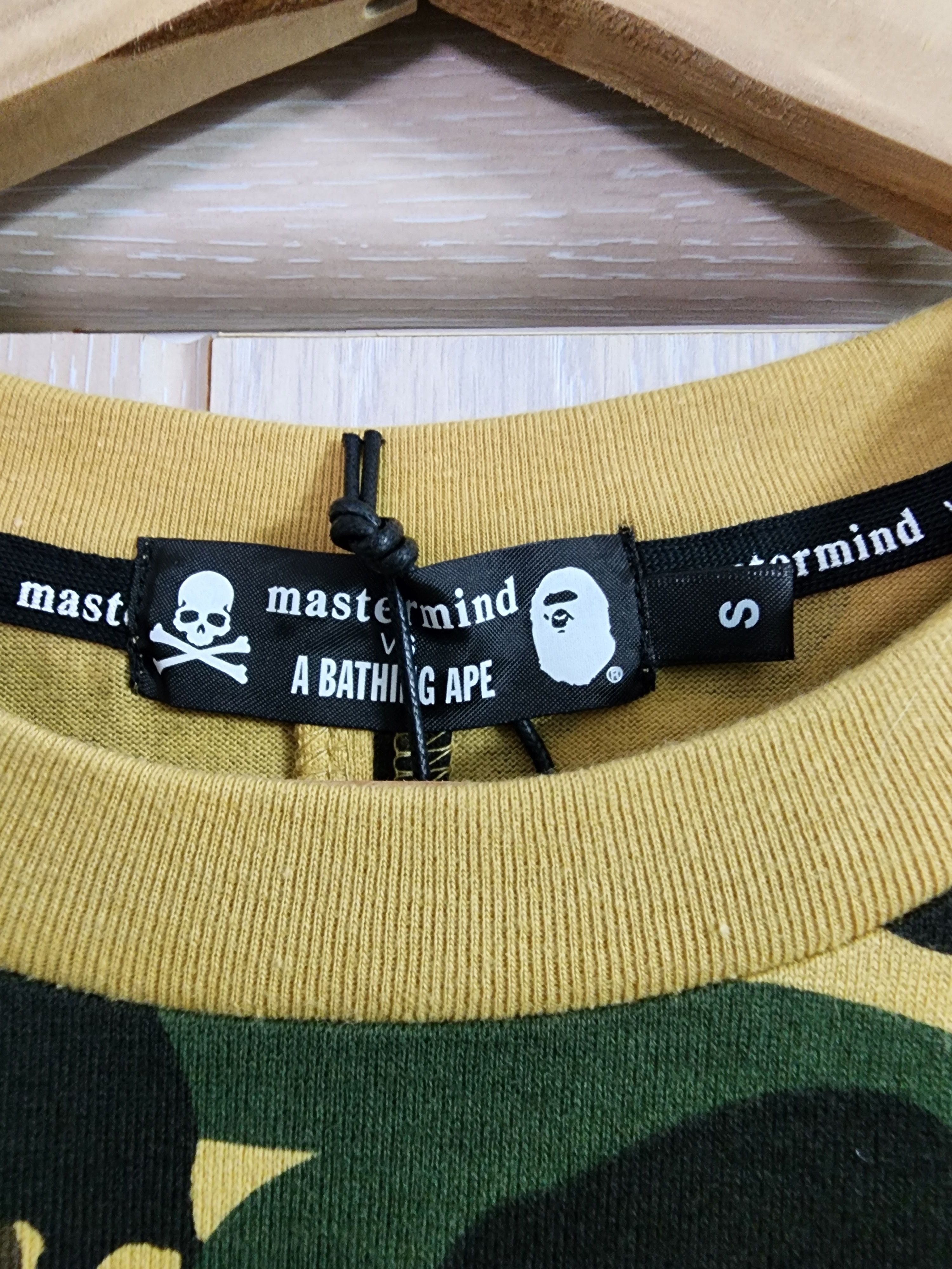 Bape × Mastermind Japan Bape vs Mastermind Side Skull Shark Tee Size US S / EU 44-46 / 1 - 7 Thumbnail