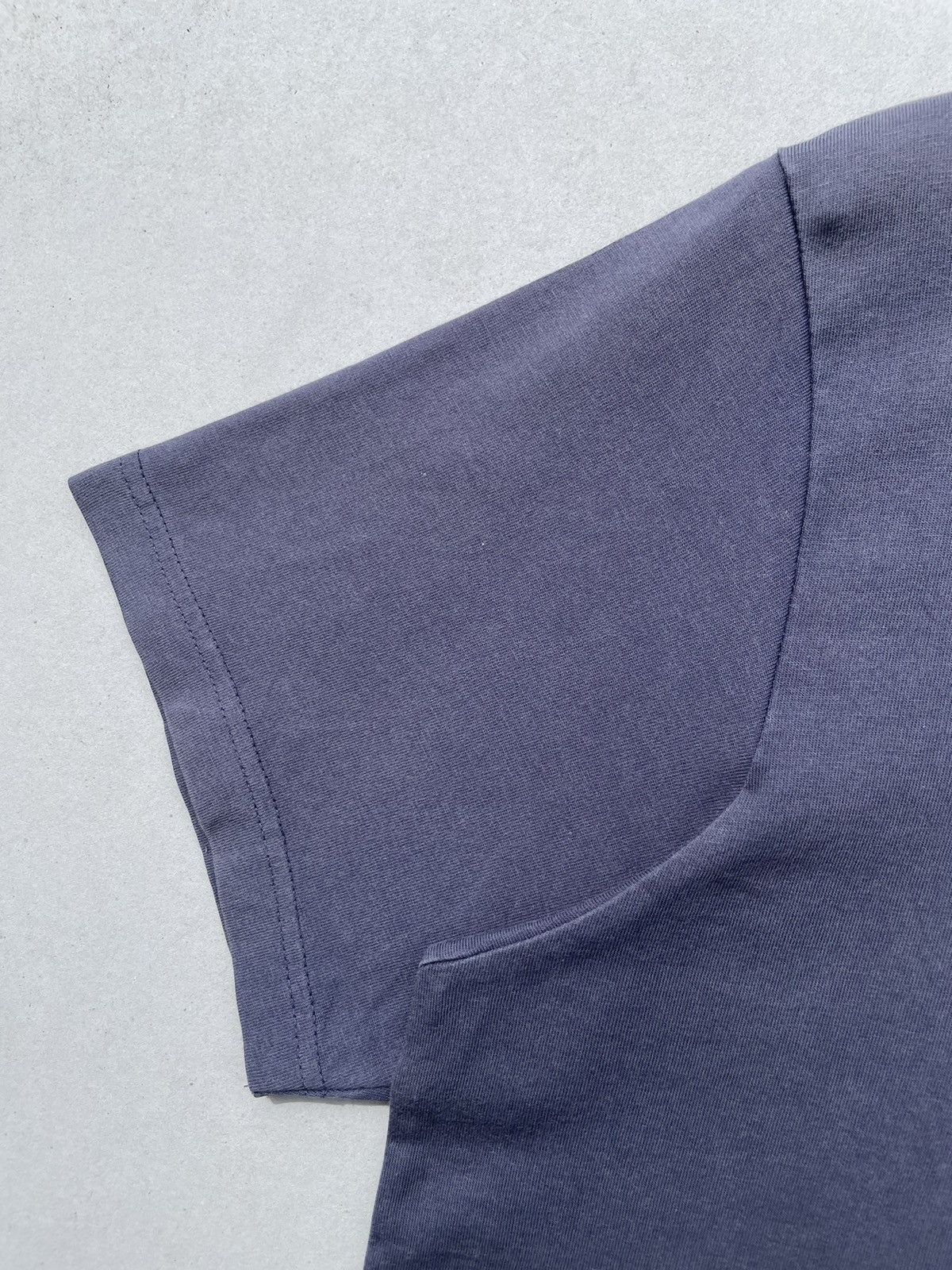 Uniqlo 🔥Accept Binding Offer🔥 Blade Runner 2049 Size US L / EU 52-54 / 3 - 6 Thumbnail