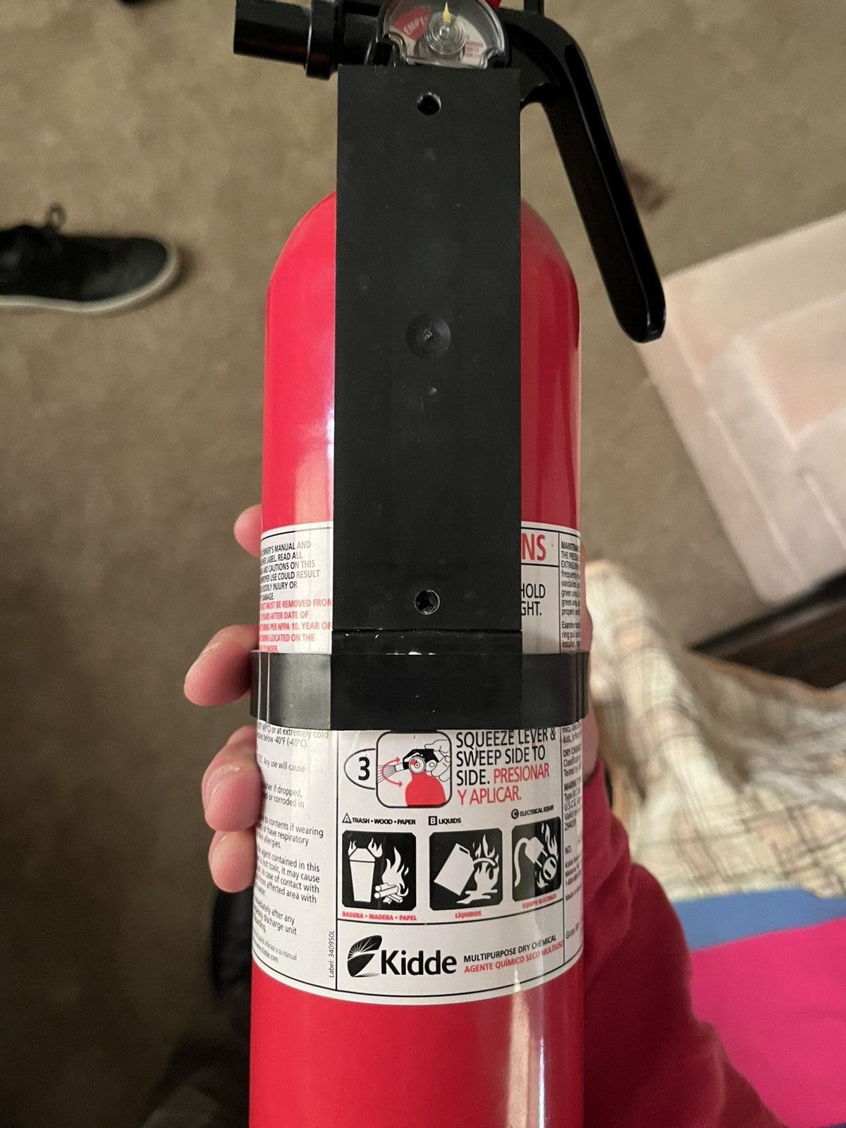 Supreme Fire Extinguisher Size ONE SIZE - 2 Thumbnail