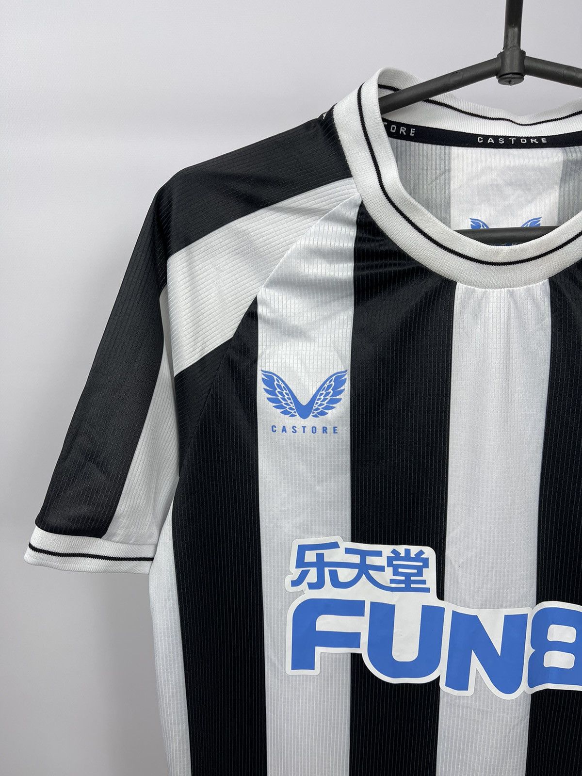Castore Newcastle United 2022/23 Castore Vintage Soccer JerseySize S Size US S / EU 44-46 / 1 - 3 Thumbnail