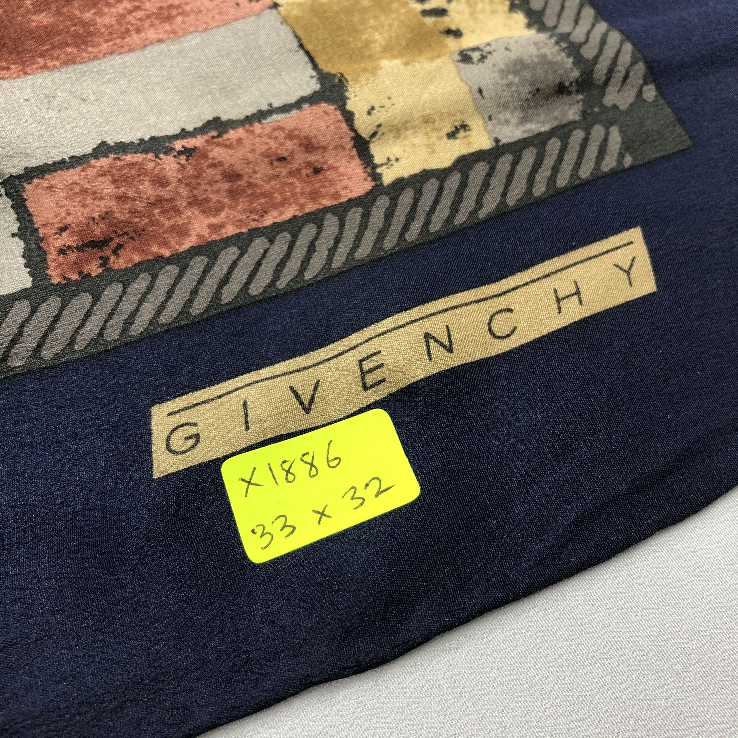Vintage Vintage Givenchy Silk Scarf Size ONE SIZE - 6 Thumbnail