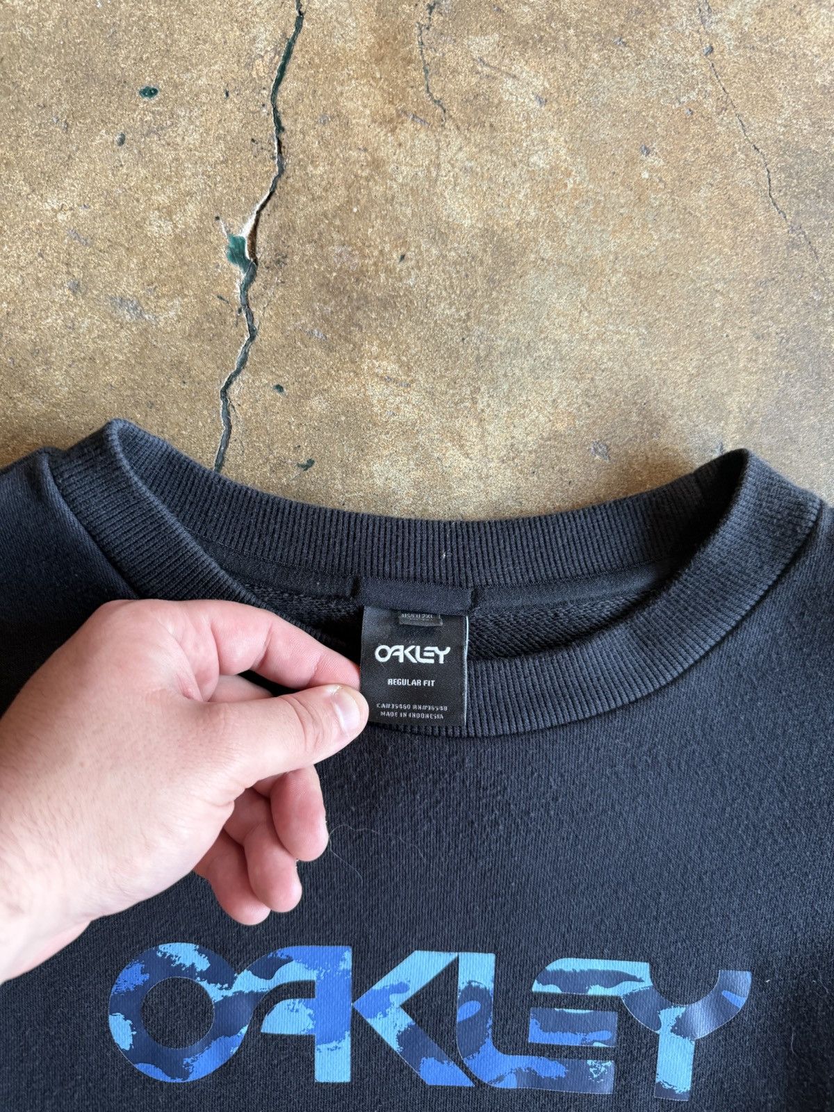 Oakley Vintage Y2K Oakley Logo Crewneck Size US XXL / EU 58 / 5 - 3 Thumbnail