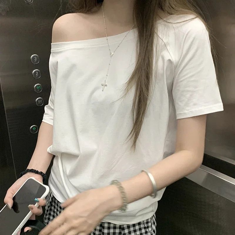 Japanese Brand Aesthetic T-shirt Size M / US 6-8 / IT 42-44 - 1 Thumbnail
