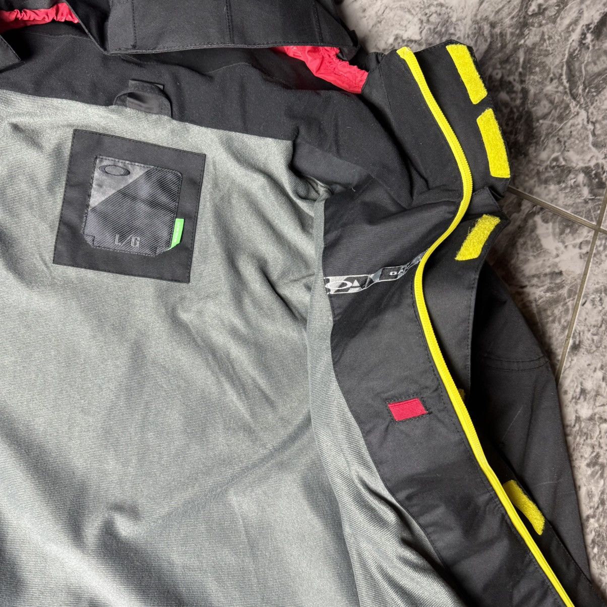 Oakley × Vintage Oakley Ski Jacket vintage Size US L / EU 52-54 / 3 - 19 Thumbnail