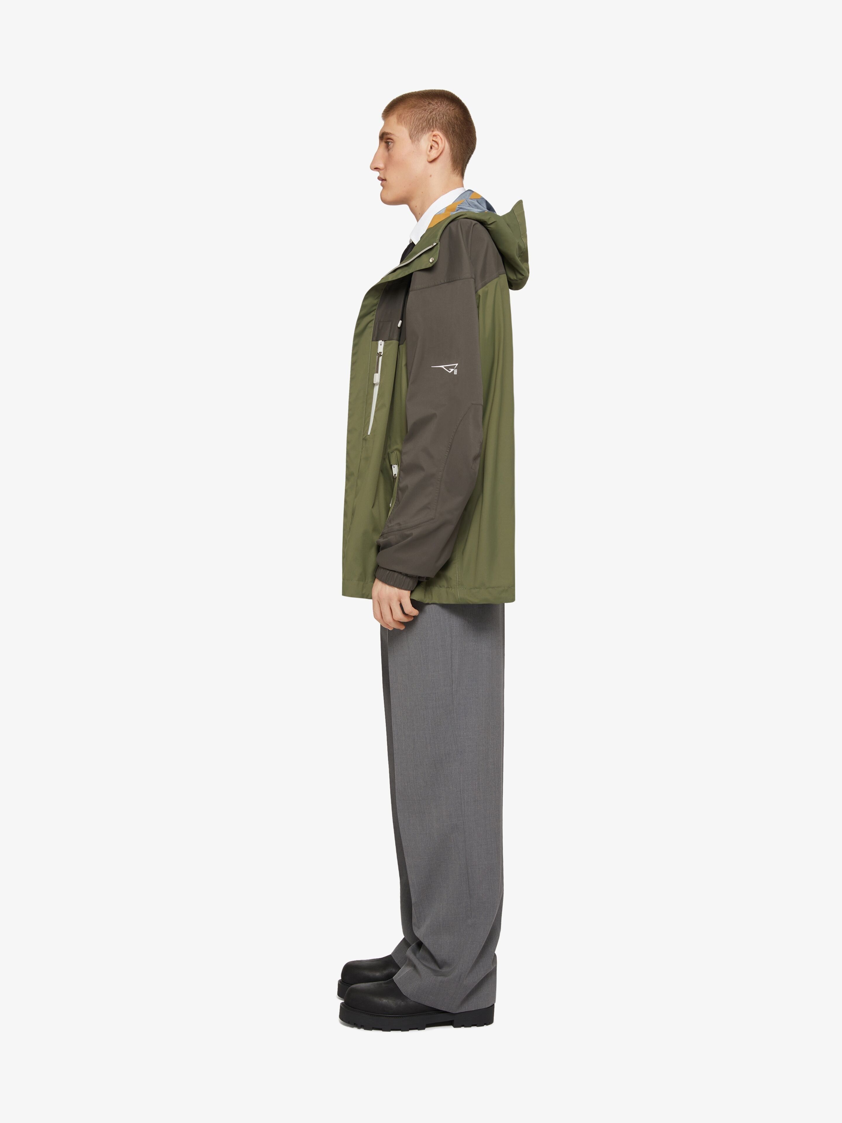 Givenchy o1w1db10325 Shell Jacket in Green Size US XS / EU 42 / 0 - 4 Thumbnail