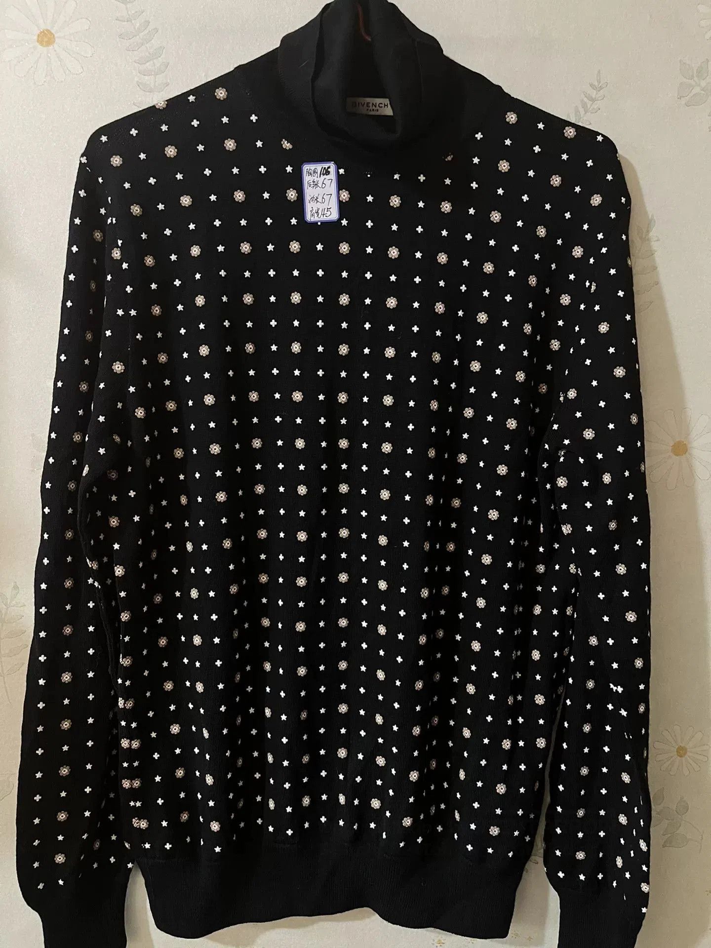 Givenchy Givenchy Black Turtleneck Printed Wool Sweater. Size US XXL / EU 58 / 5 - 1 Thumbnail