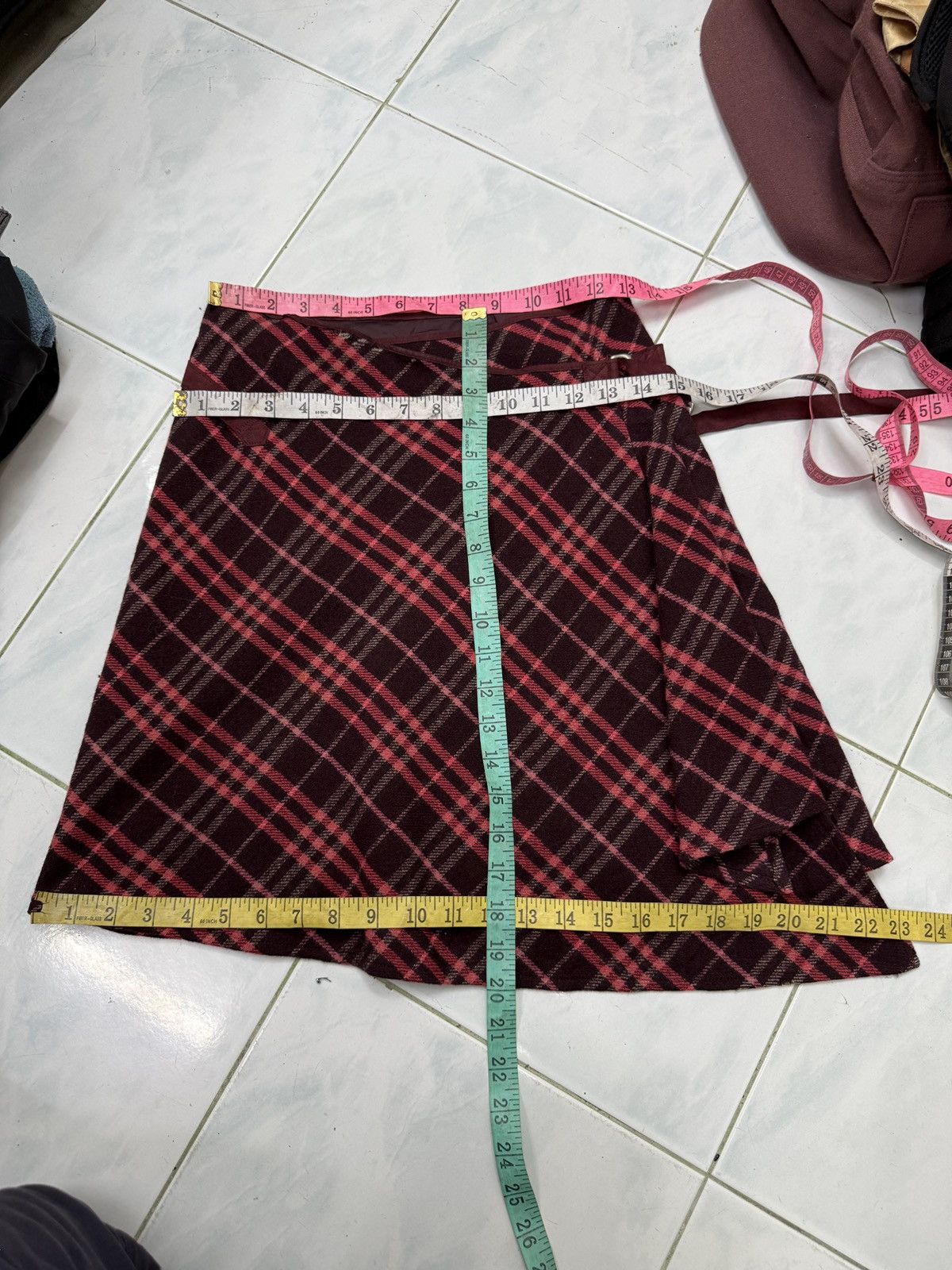 Burberry 🔥🔥🔥ARCHIVE BURBERRY SKIRTS Size 26" / US 2 / IT 38 - 13 Thumbnail
