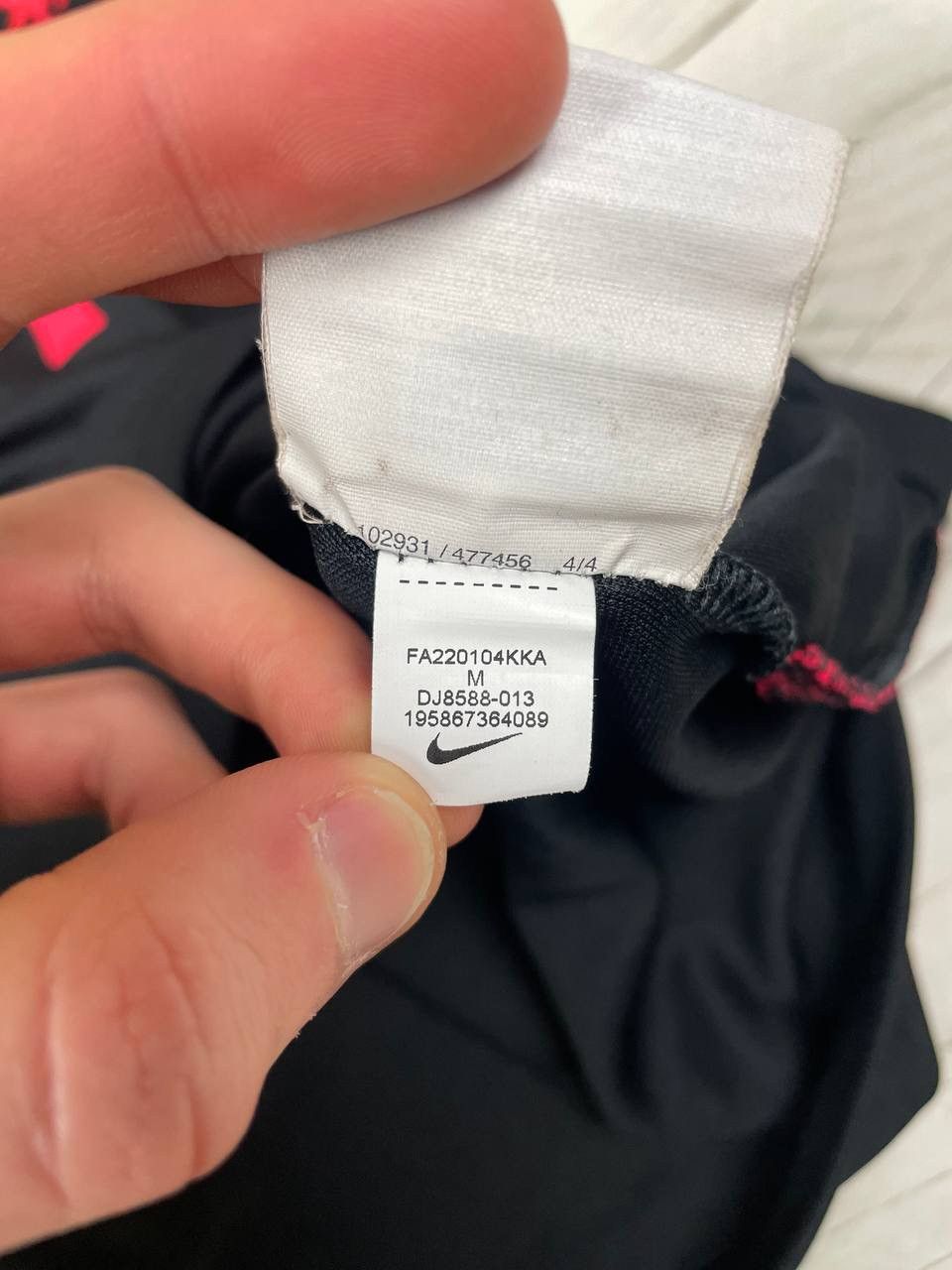 Nike Nike LIVERPOOL 2022 2023 TRAINING SHIRT SOCCER Jersey Size US M / EU 48-50 / 2 - 9 Thumbnail