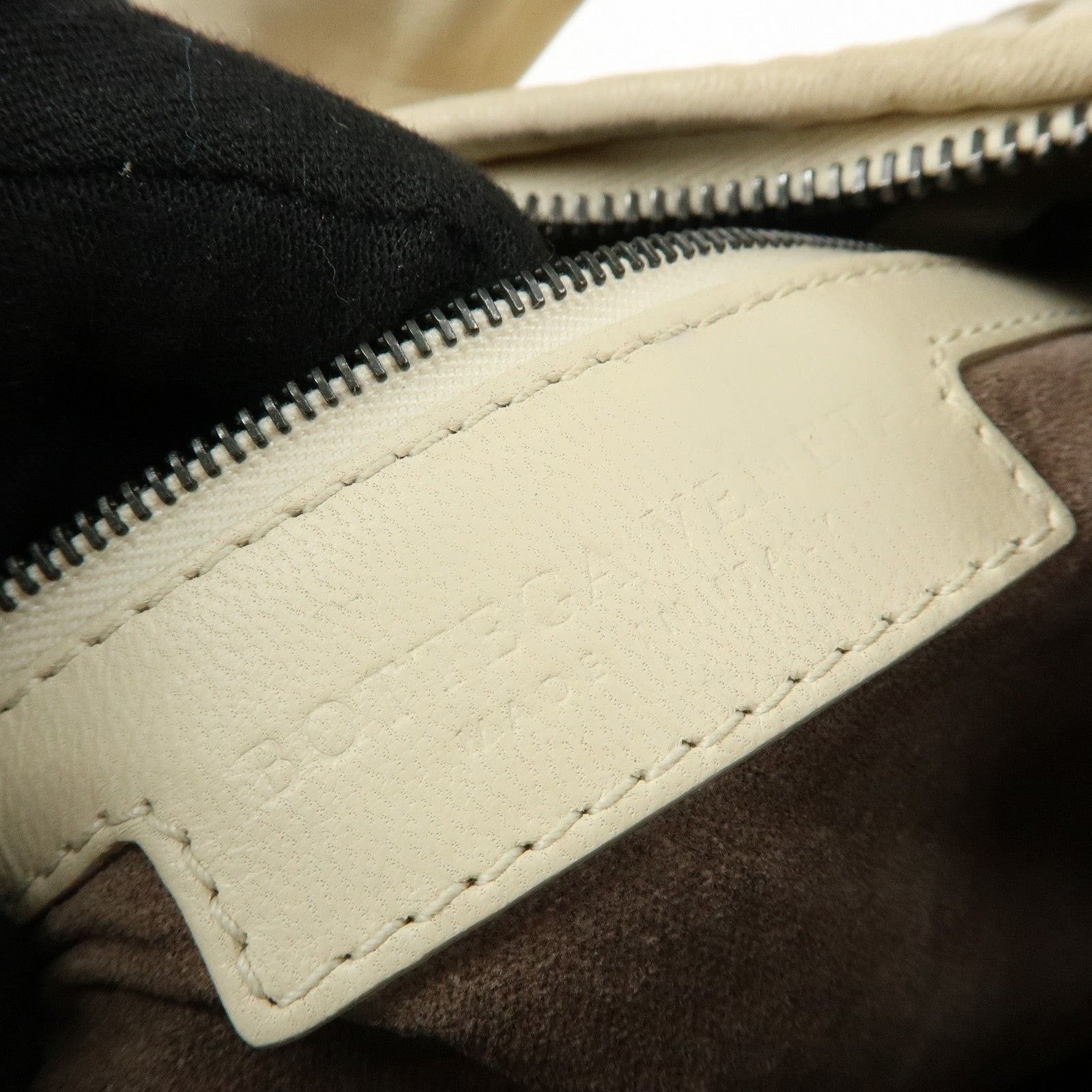 Bottega Veneta Bottega Veneta Intrecciato Lambskin Hobo Bag Cream Size ONE SIZE - 8 Thumbnail