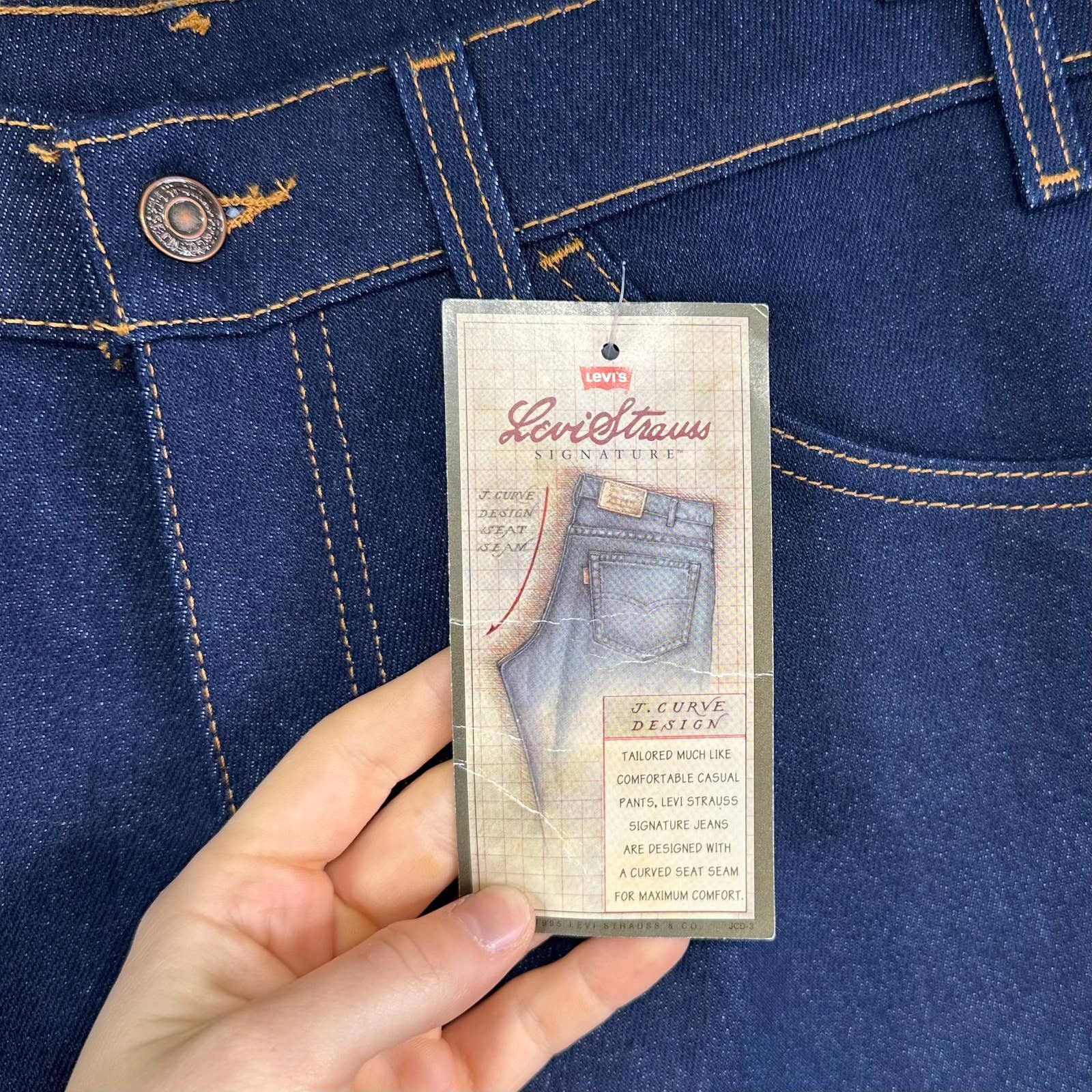 Levi's Vintage Levis Action Jeans Dark Wash Denim Brown Tab NWT 90s Size US 34 / EU 50 - 6 Thumbnail