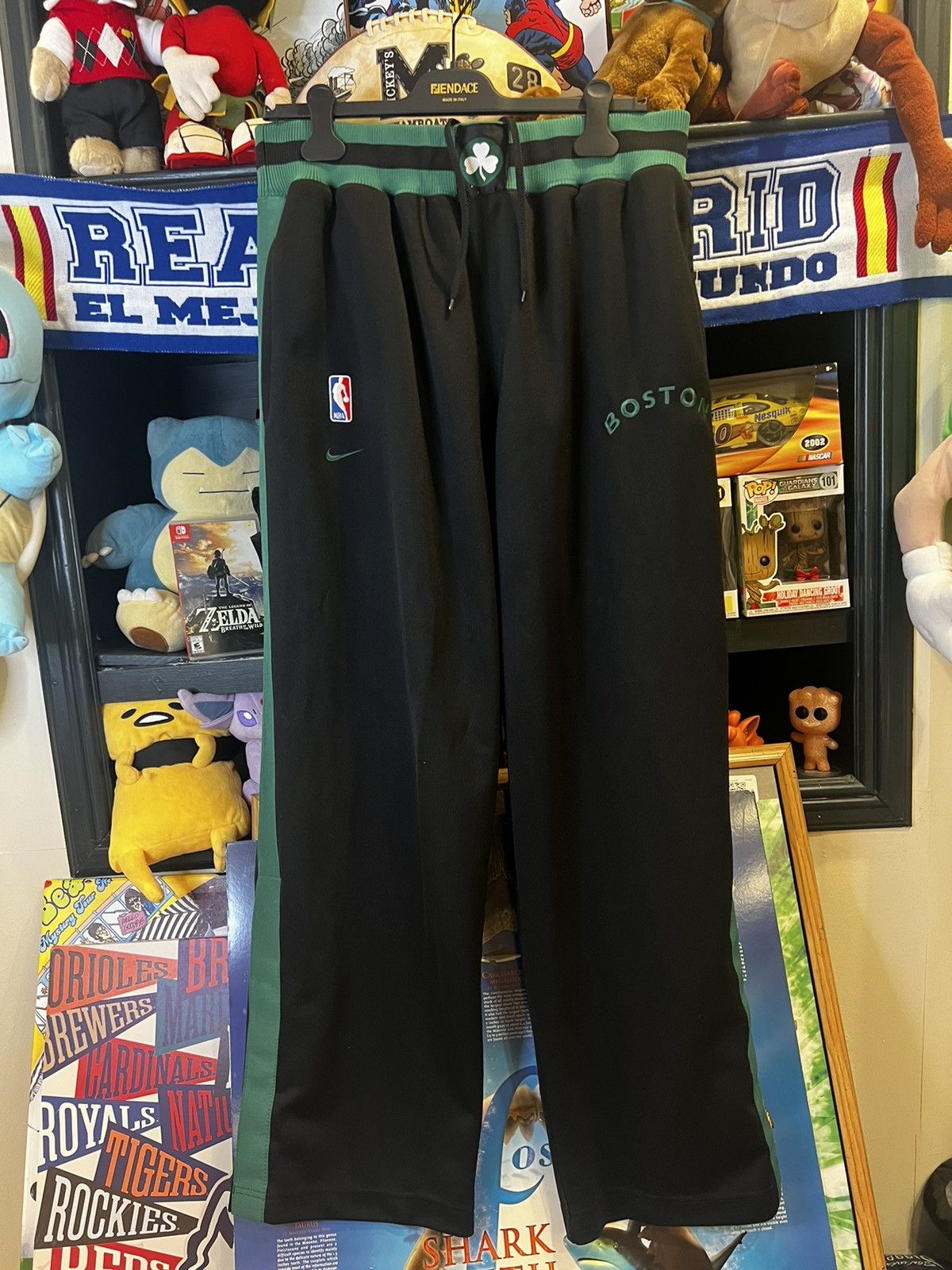 NBA × Nike × Vintage Boston Celtics Team Nike NBA Basketball Warm Up Joggers Size US 41 - 1 Thumbnail